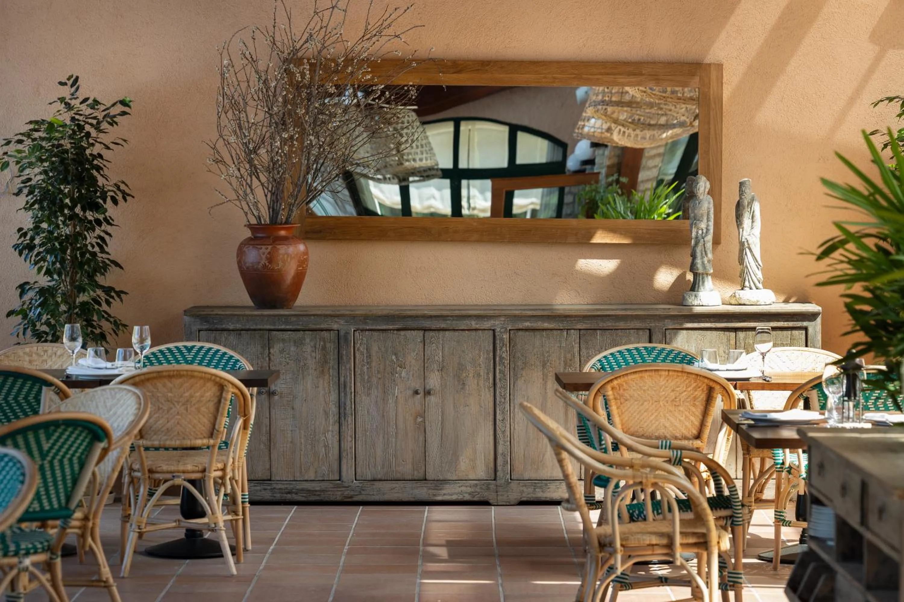 Restaurant/places to eat in Hotel Sa Punta - Adults Only fr13