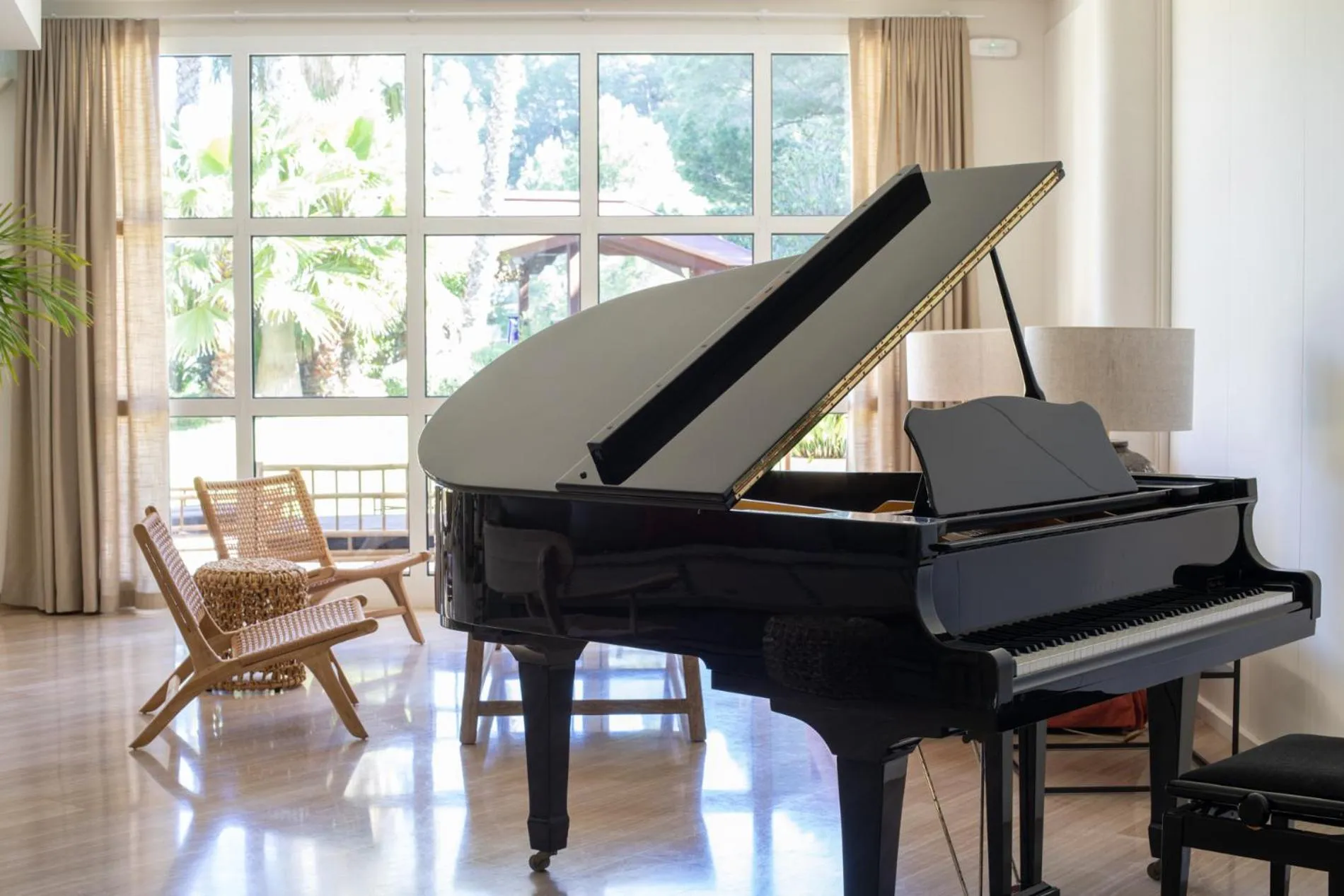 Communal lounge/ TV room in Hotel Sa Punta - Adults Only fr13