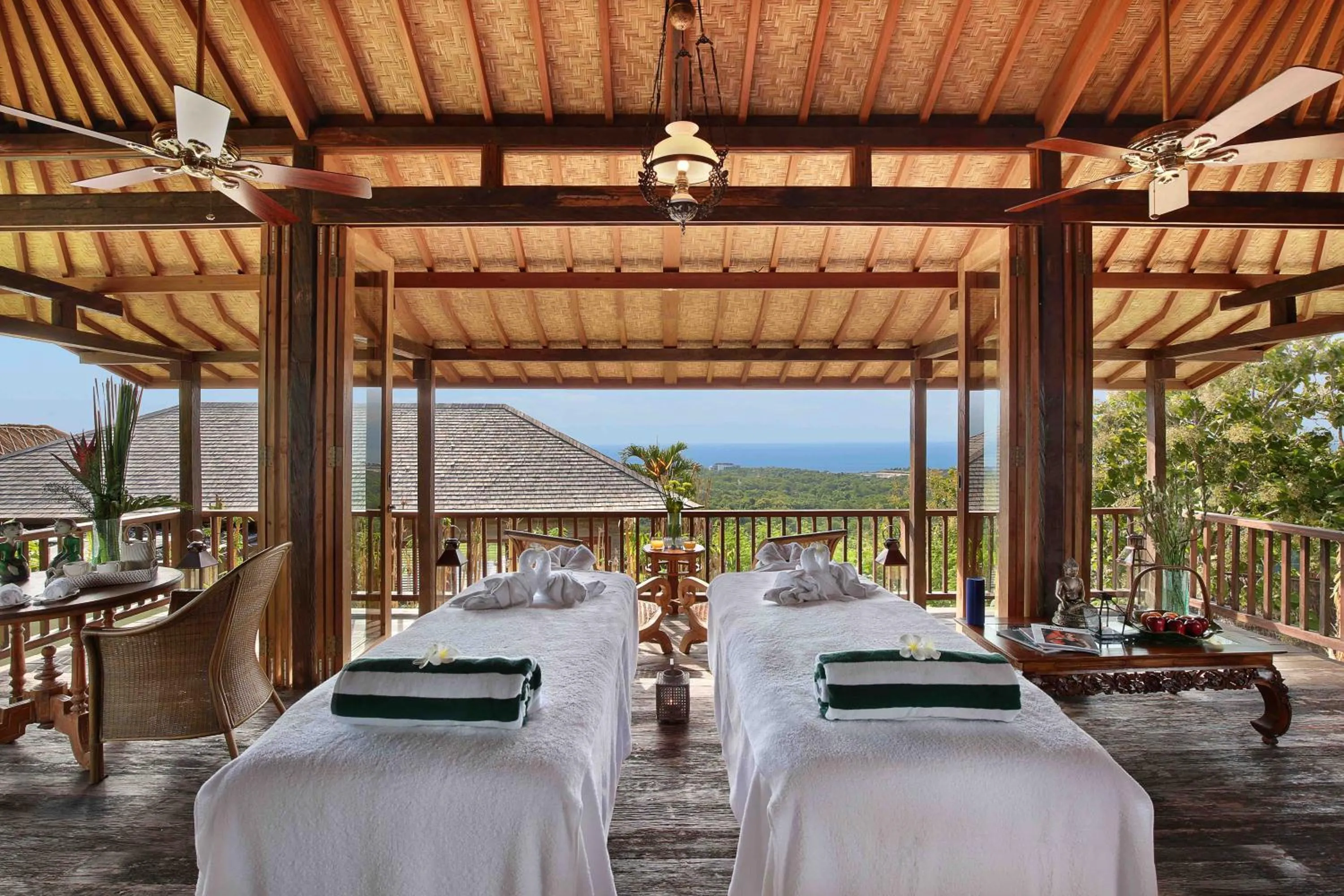 Massage in Hidden Hills Villas - Small Luxury Hotels of The World