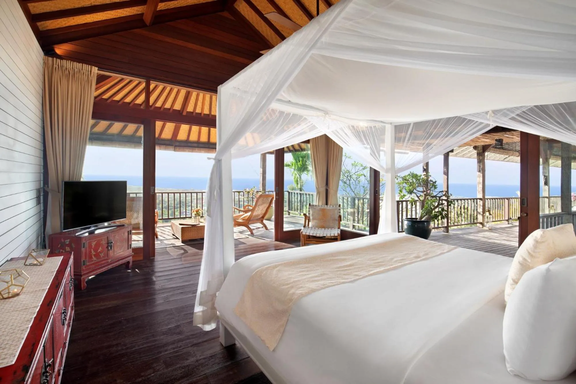 Bed in Hidden Hills Villas - Small Luxury Hotels of The World