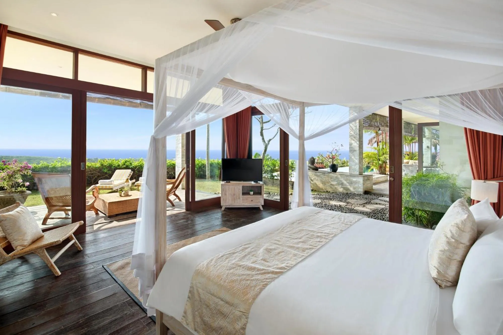 Bed in Hidden Hills Villas - Small Luxury Hotels of The World