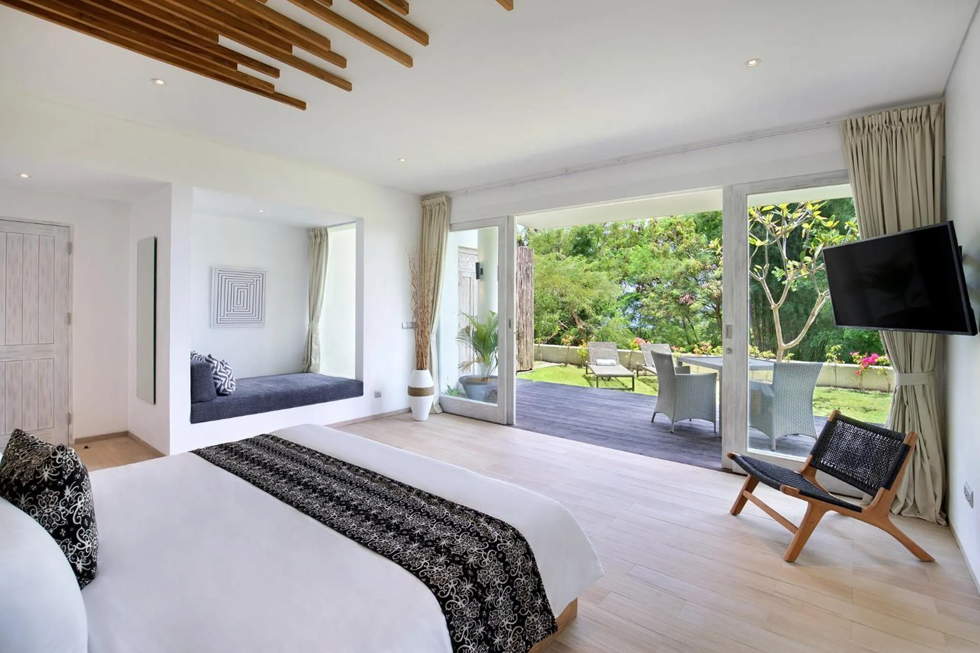 Bedroom, Bed in Hidden Hills Villas - Small Luxury Hotels of The World