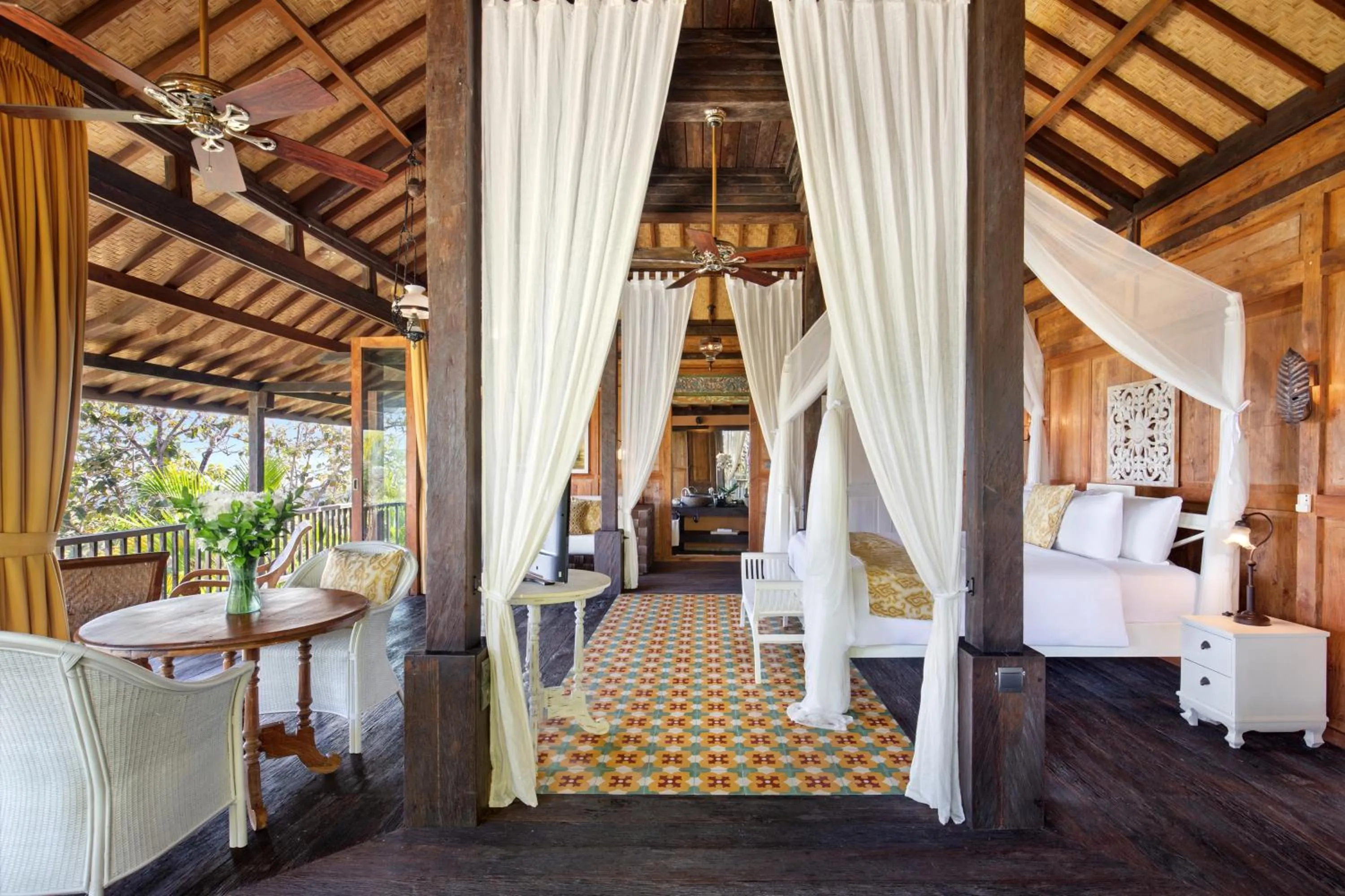 Balcony/Terrace, Bed in Hidden Hills Villas - Small Luxury Hotels of The World