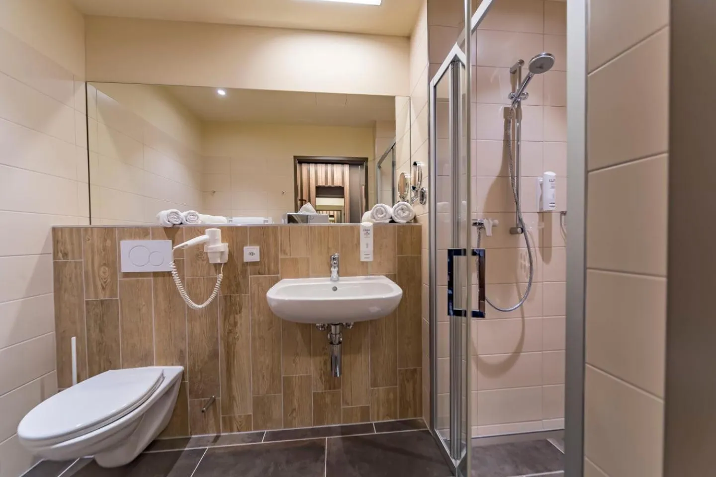 Shower in JUFA Hotel Malbun