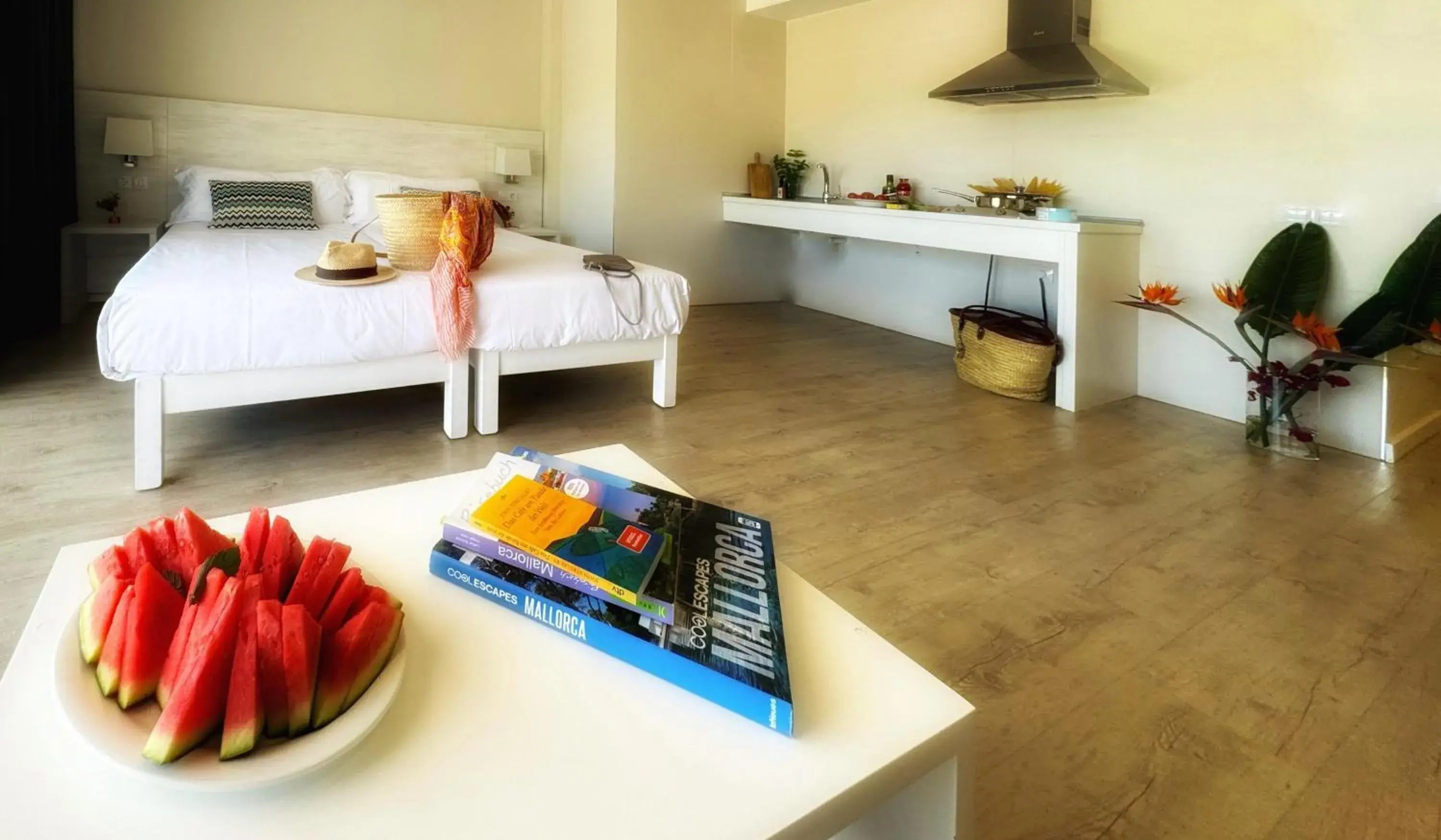 Photo of the whole room, Bed in INN Mallorca Aparthotel Photo of the whole room, Bed in INN Mallorca Aparthotel