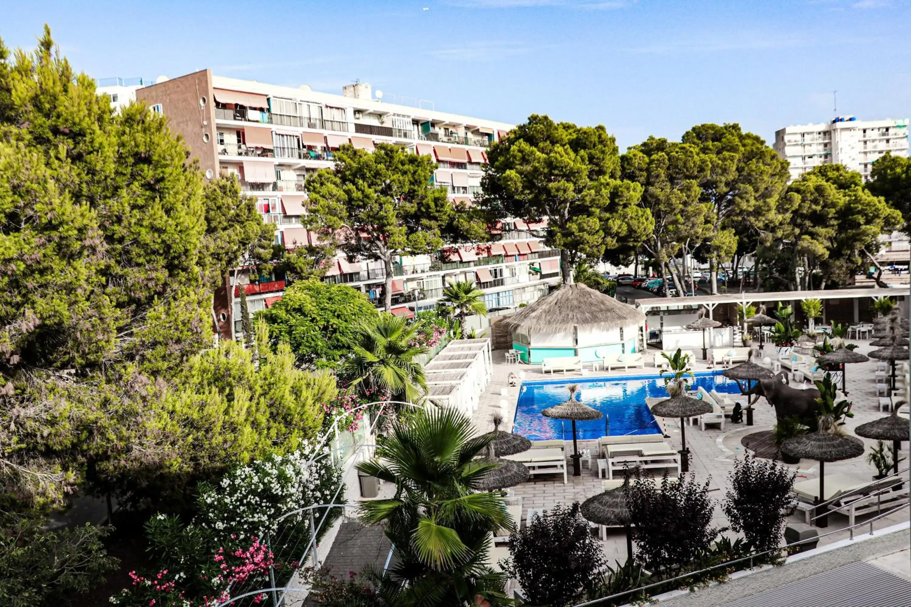 Property building in INN Mallorca Aparthotel Property building in INN Mallorca Aparthotel