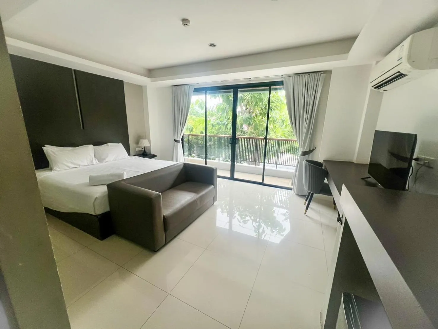 View (from property/room), Bed in The Proud Exclusive Hotel-SHA Plus