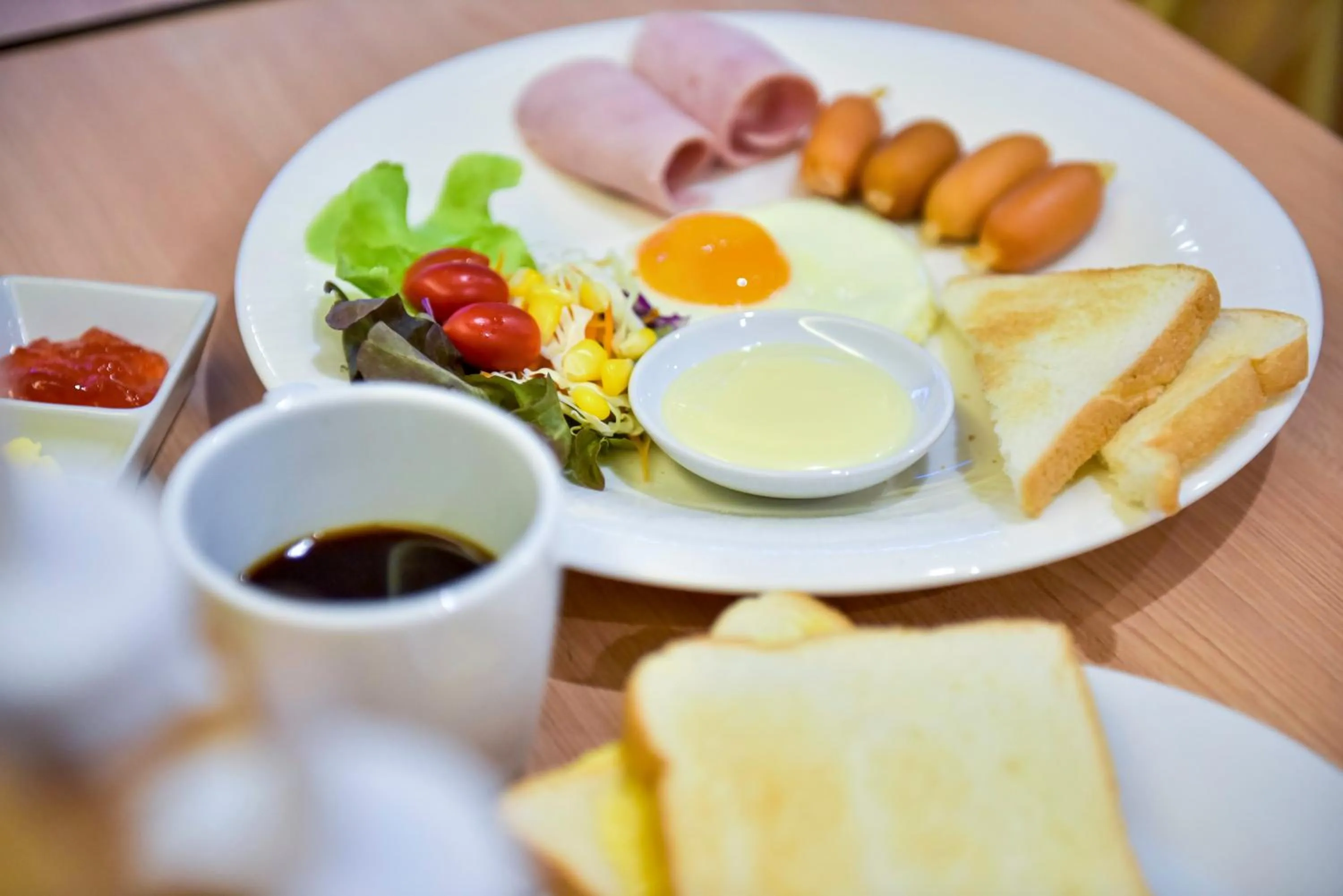 Food in The Proud Exclusive Hotel-SHA Plus