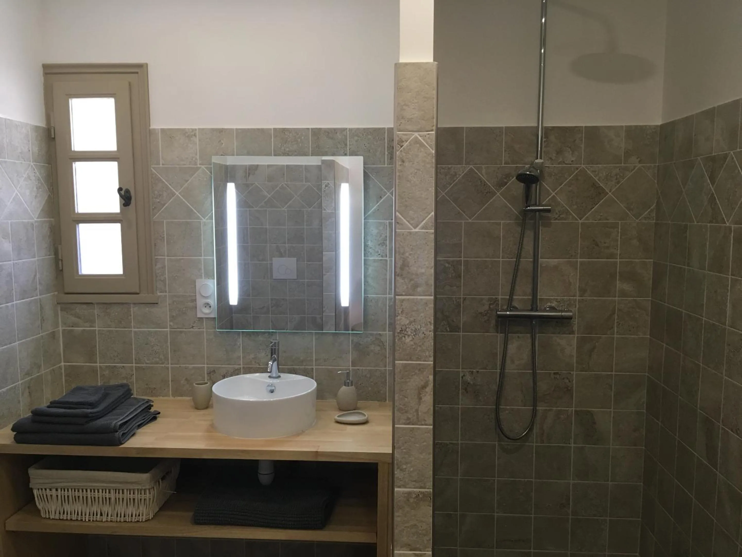 Bathroom in Le Mas de la Pinède