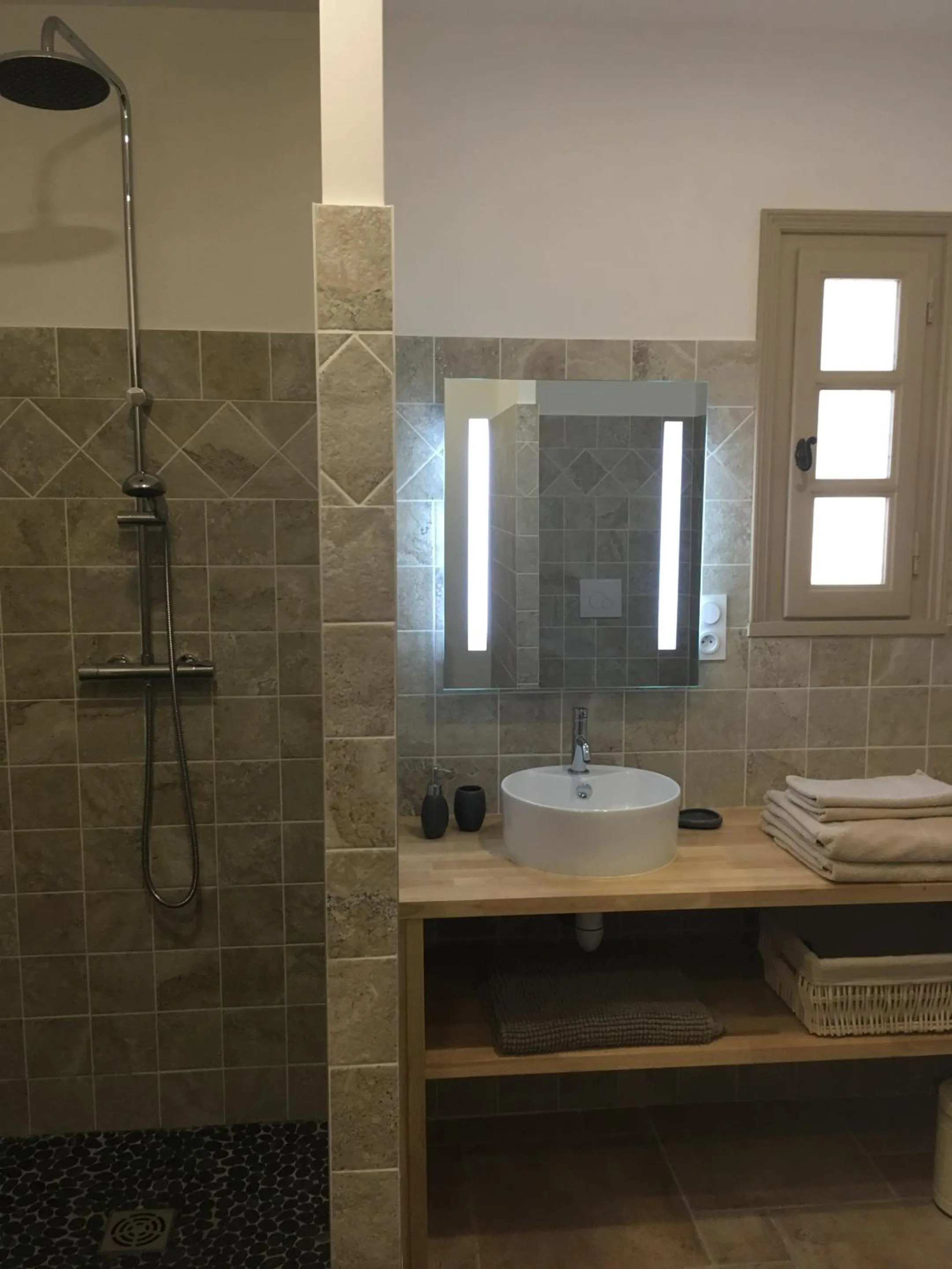 Bathroom in Le Mas de la Pinède