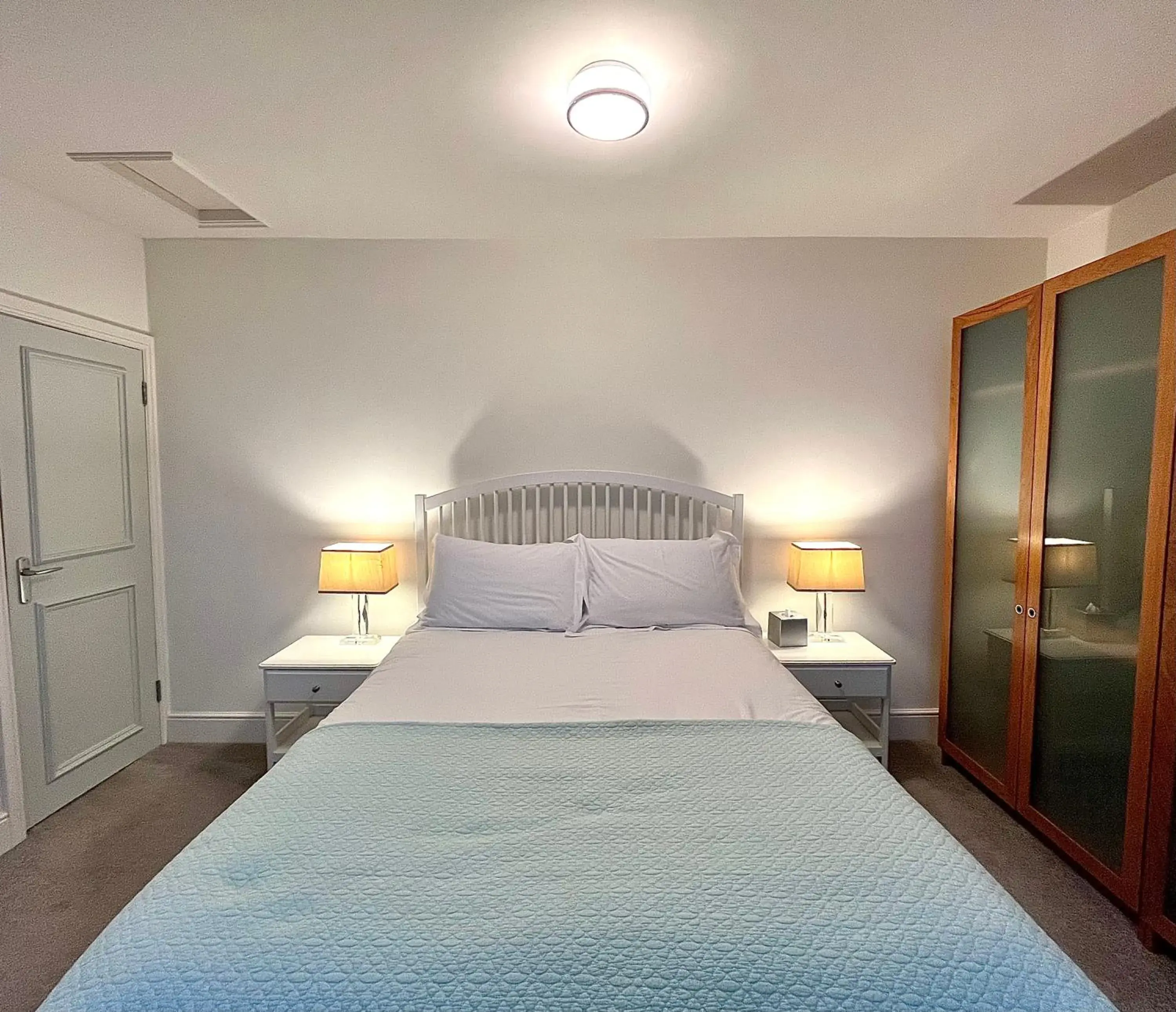 Superior One-Bedroom Apartment - Top Floor in Mode Apartments St Annes Superior One-Bedroom Apartment - Top Floor in Mode Apartments St Annes