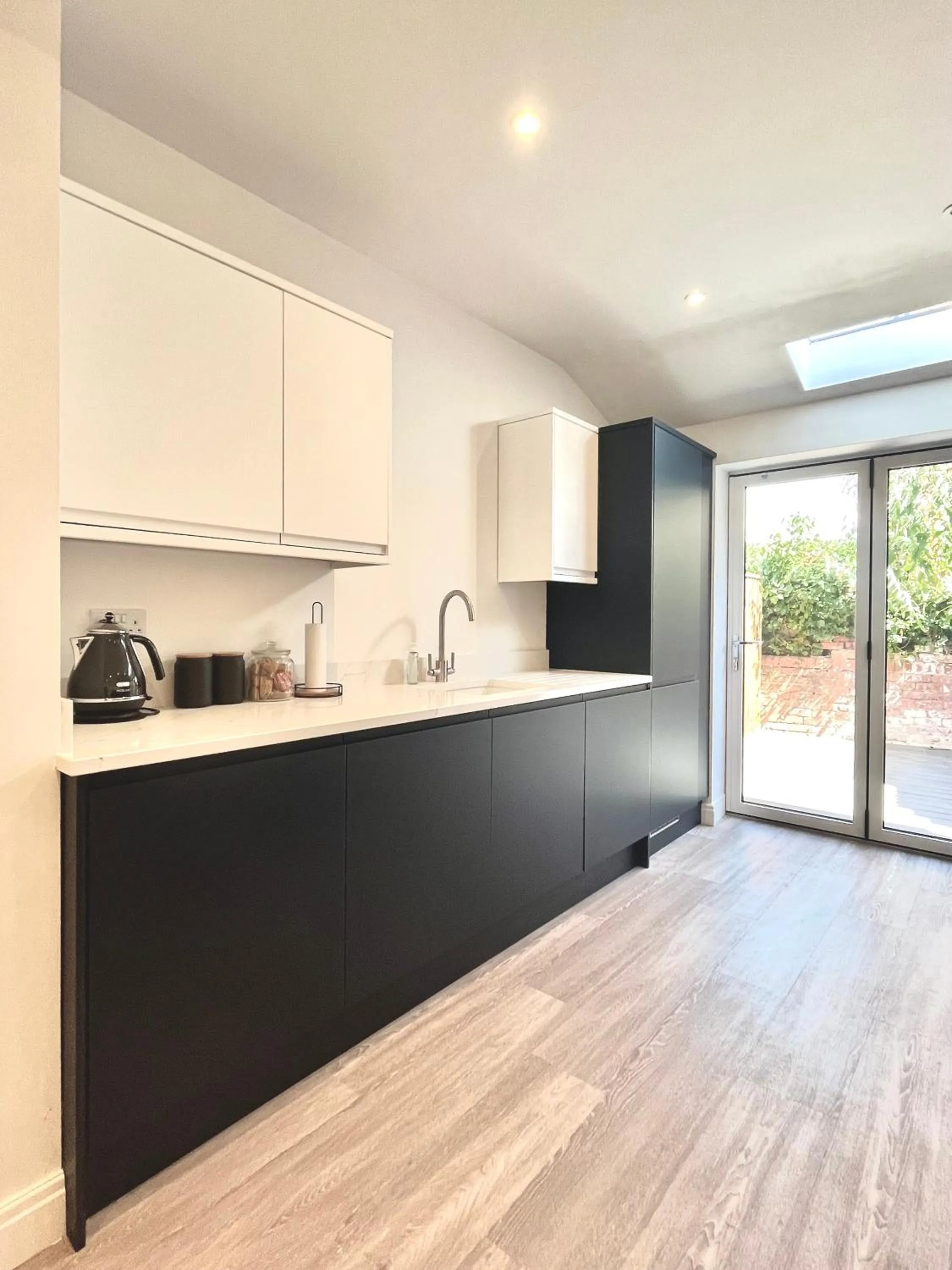 Kitchen or kitchenette in Mode Apartments St Annes