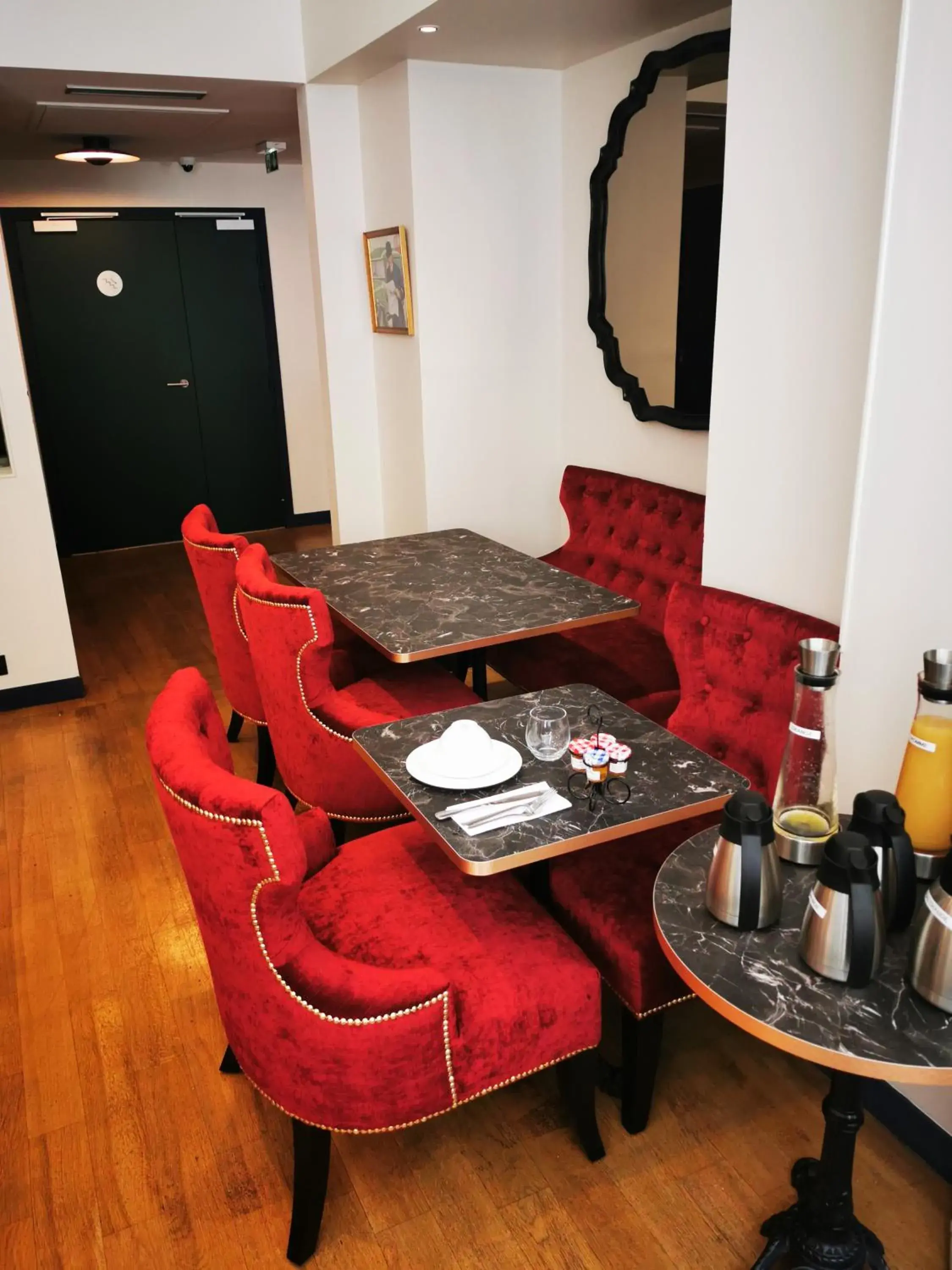 Buffet breakfast in Hotel Monsieur & Spa Buffet breakfast in Hotel Monsieur & Spa