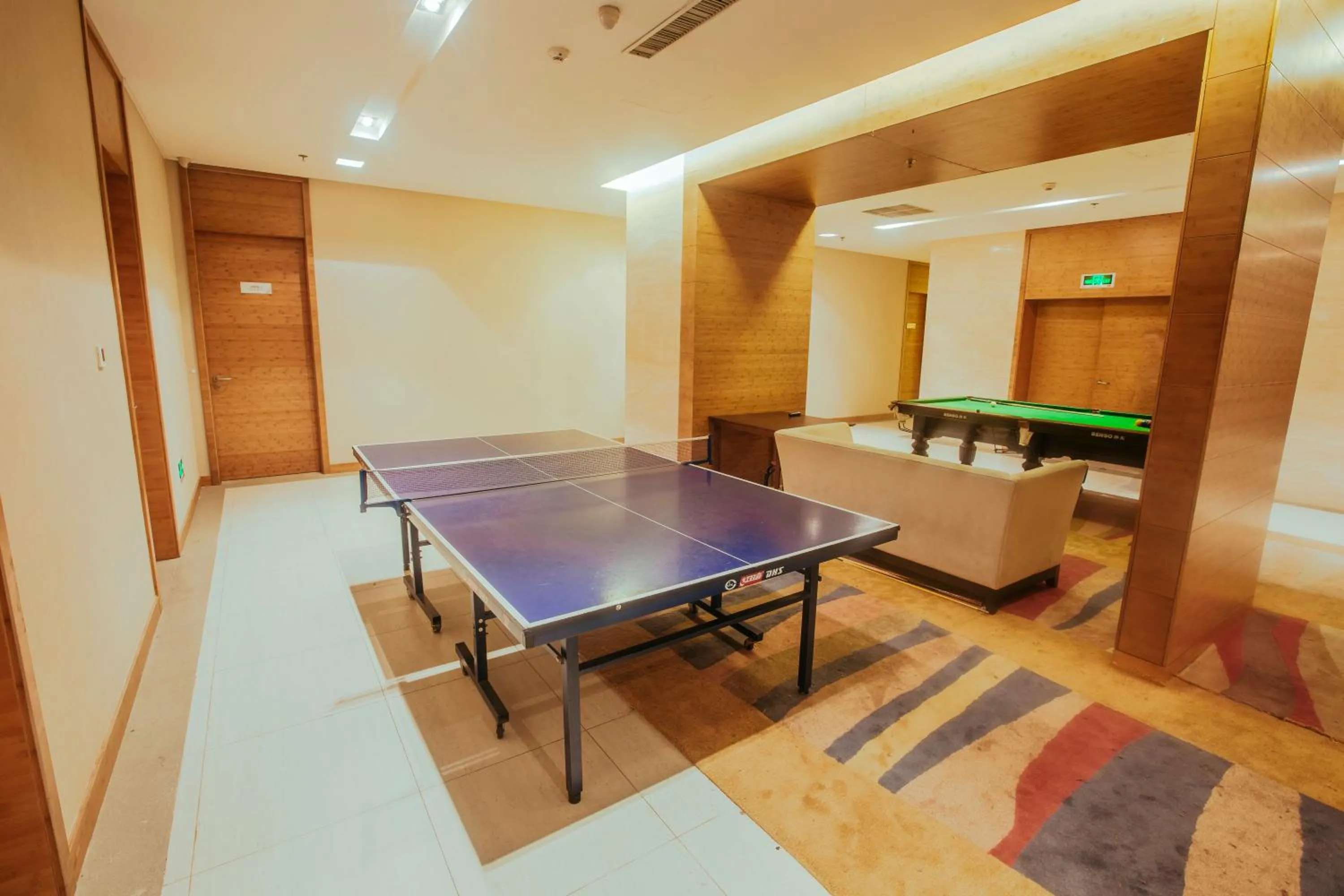 Spa and wellness centre/facilities, Table Tennis in Holiday Inn Xi'an Big Goose Pagoda, an IHG Hotel