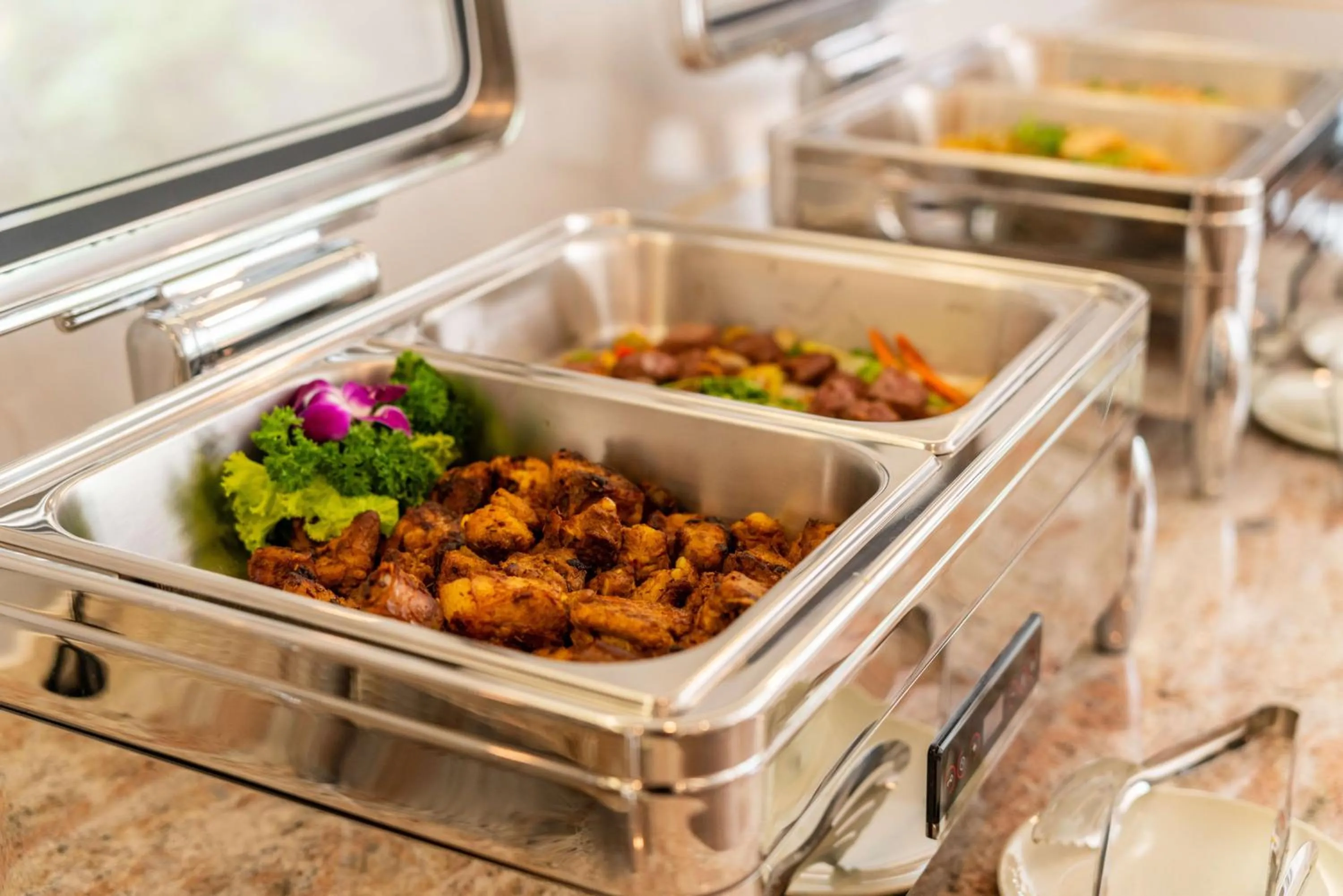 Le Saigon Grand Hotel