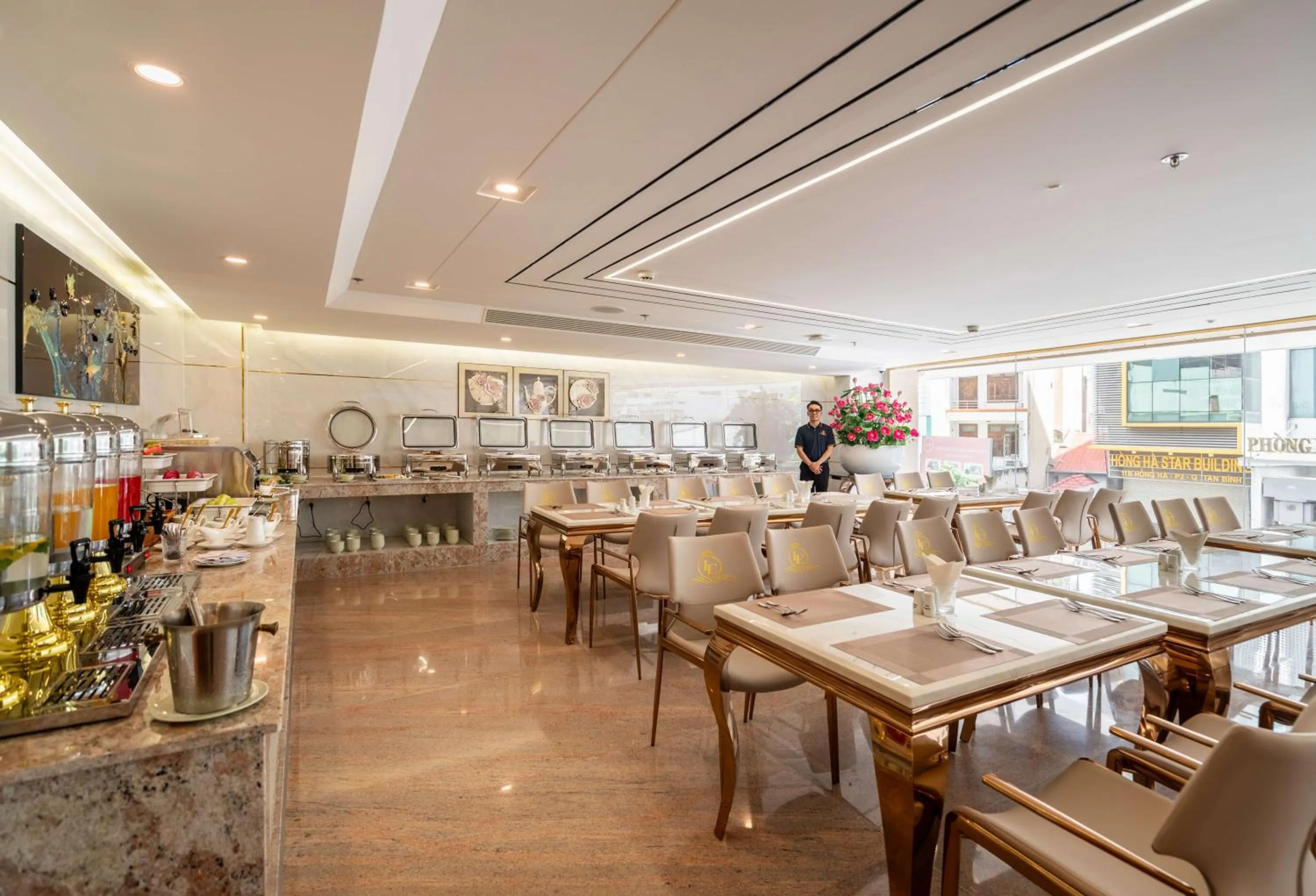 Le Saigon Grand Hotel