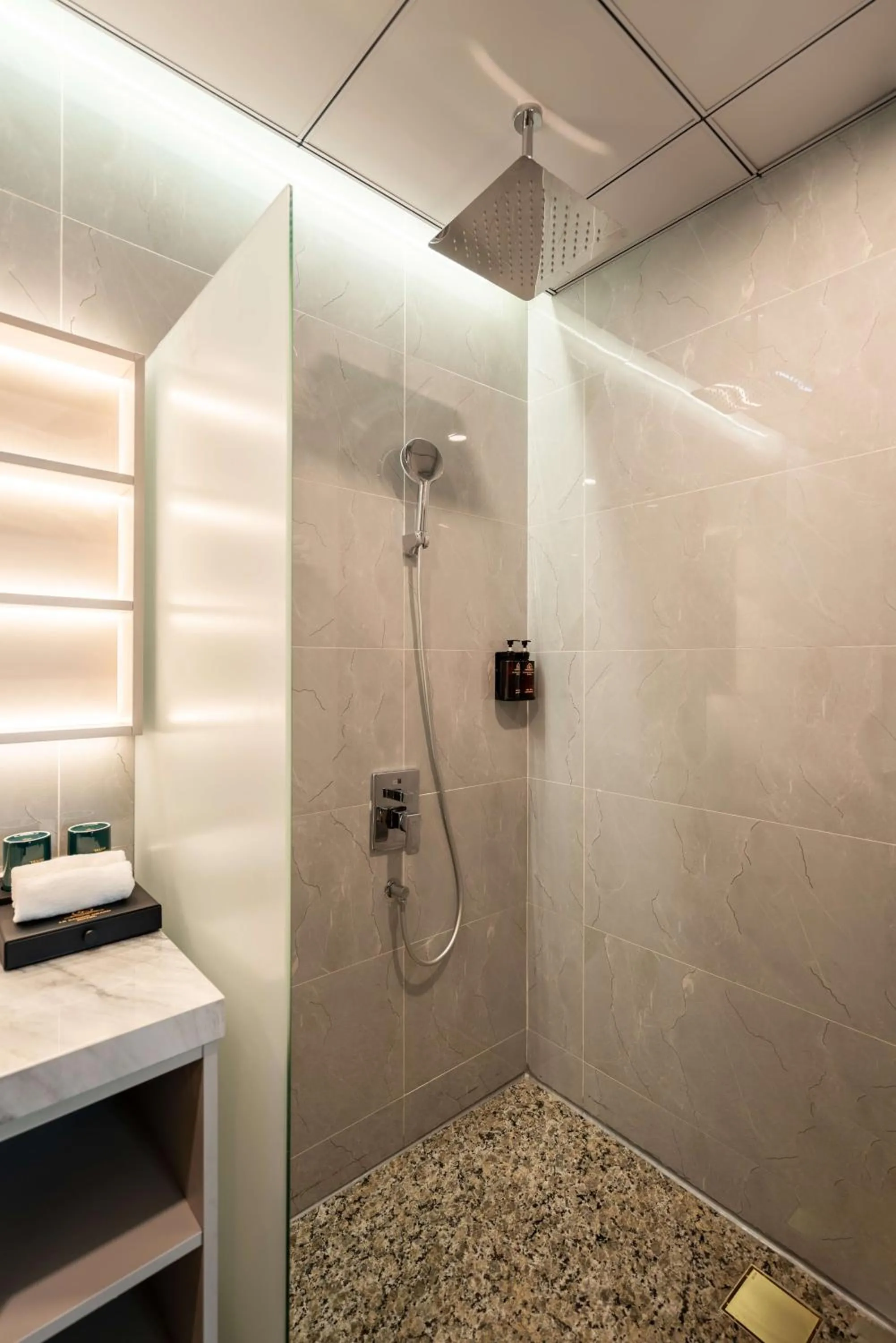 Le Saigon Grand Hotel