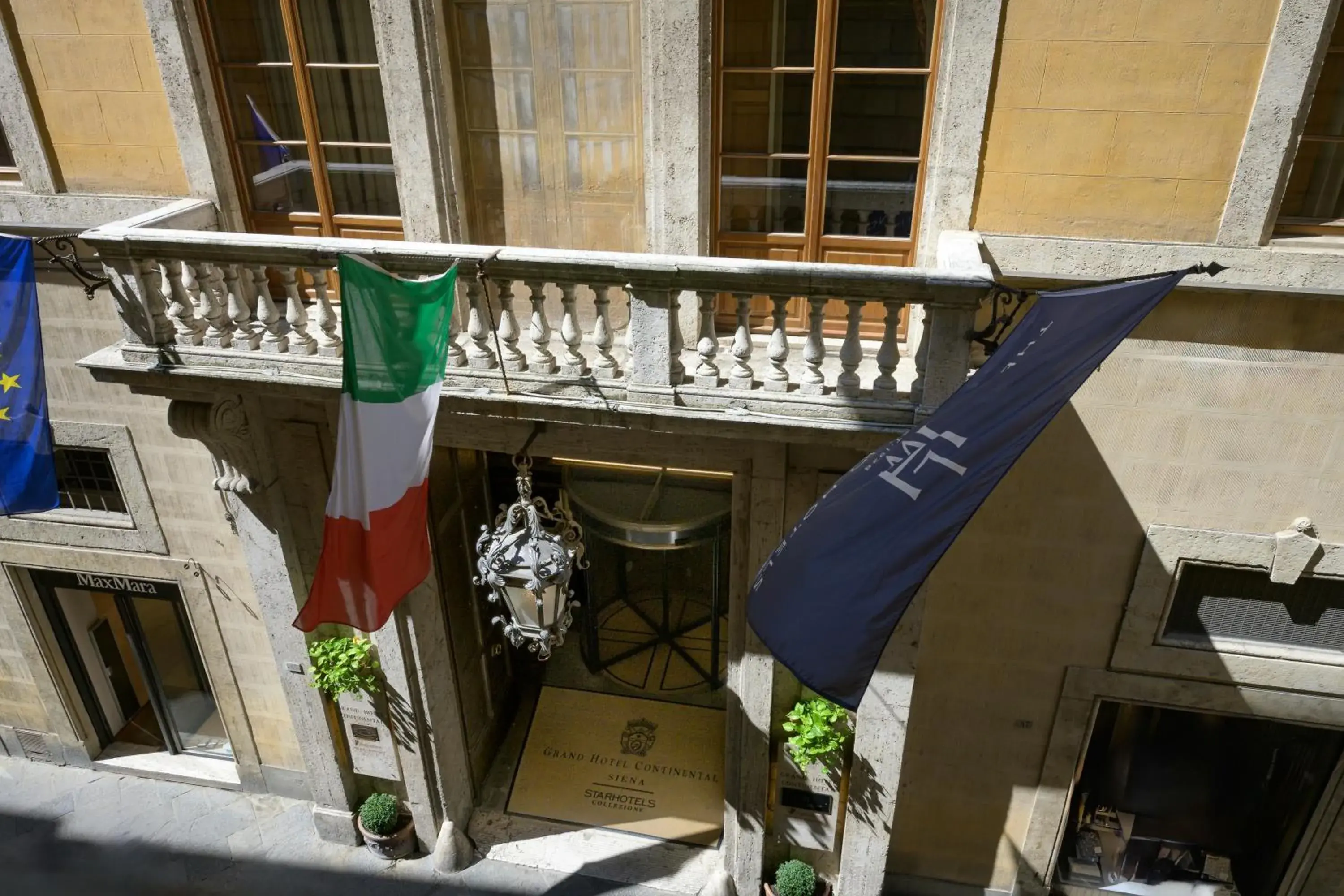Property building in Grand Hotel Continental Siena - Starhotels Collezione Property building in Grand Hotel Continental Siena - Starhotels Collezione
