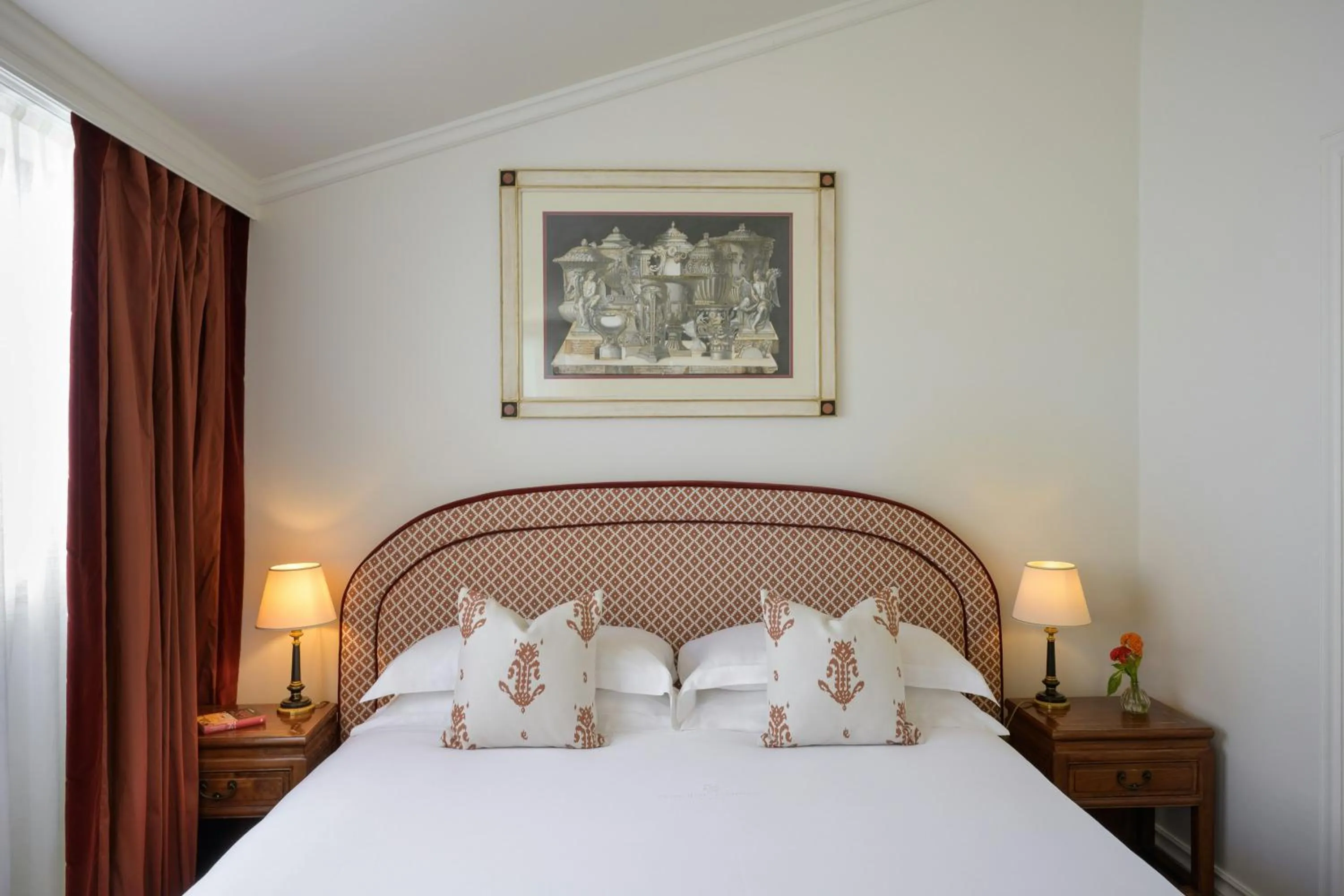 Property building, Bed in Grand Hotel Continental Siena - Starhotels Collezione