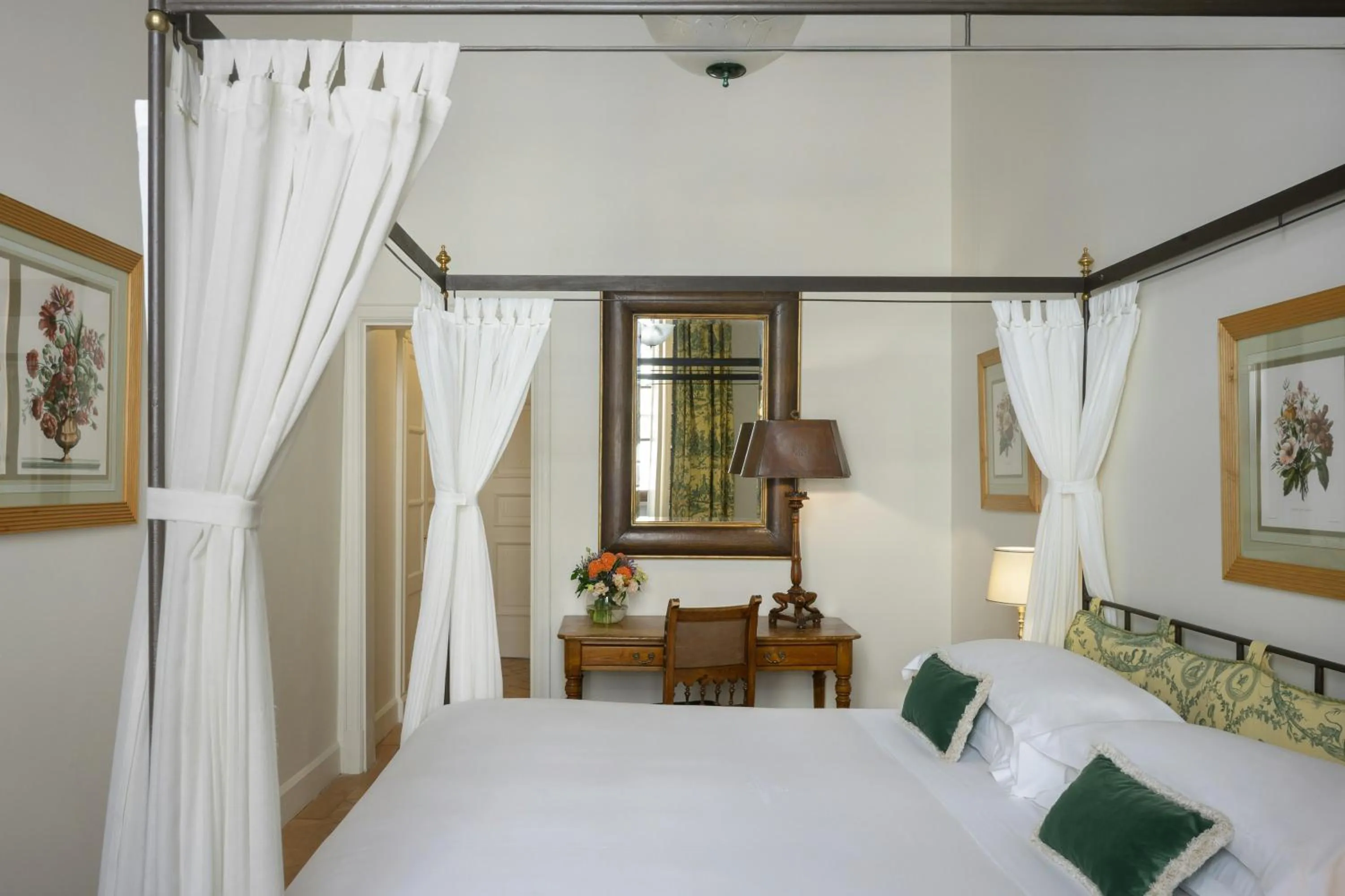 Other, Bed in Grand Hotel Continental Siena - Starhotels Collezione