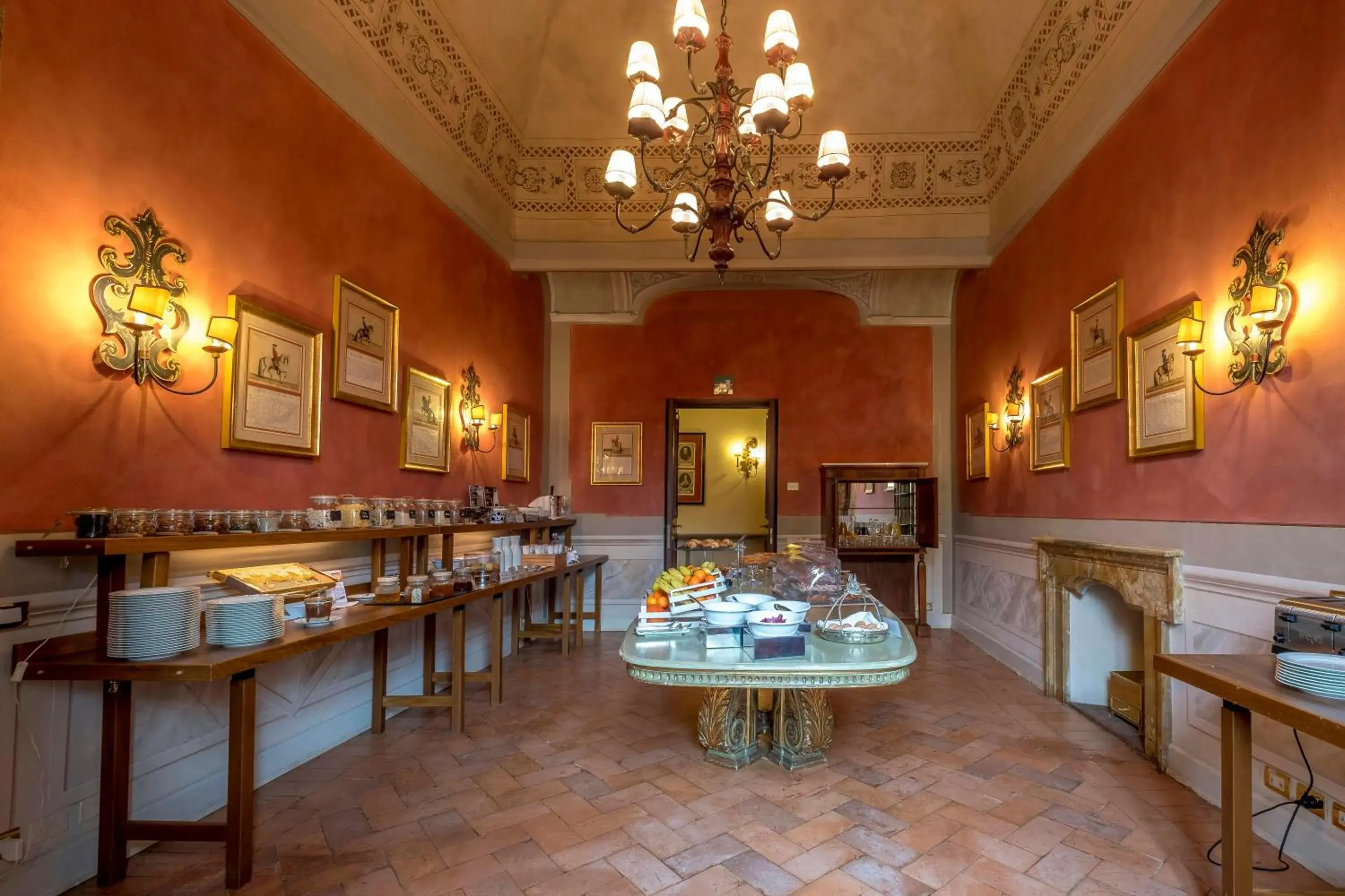 Restaurant/places to eat in Grand Hotel Continental Siena - Starhotels Collezione Restaurant/places to eat in Grand Hotel Continental Siena - Starhotels Collezione