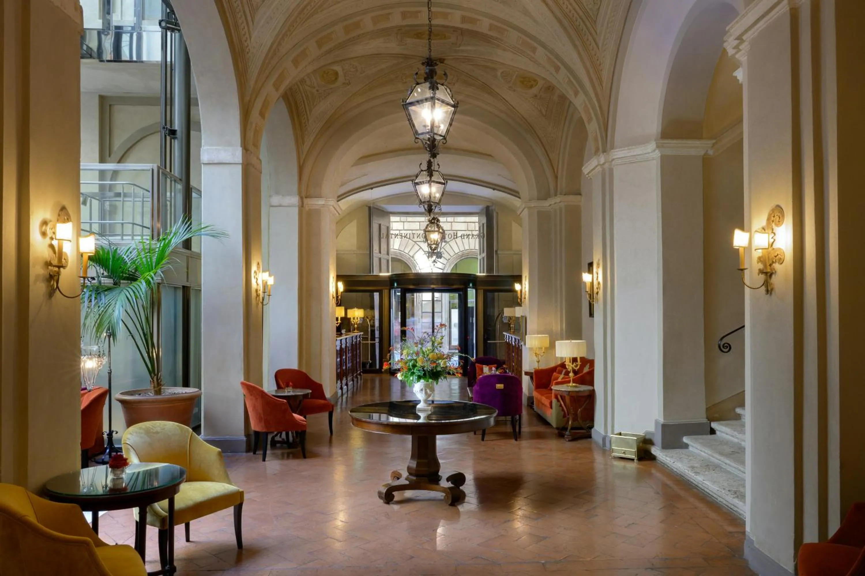 Lobby or reception in Grand Hotel Continental Siena - Starhotels Collezione