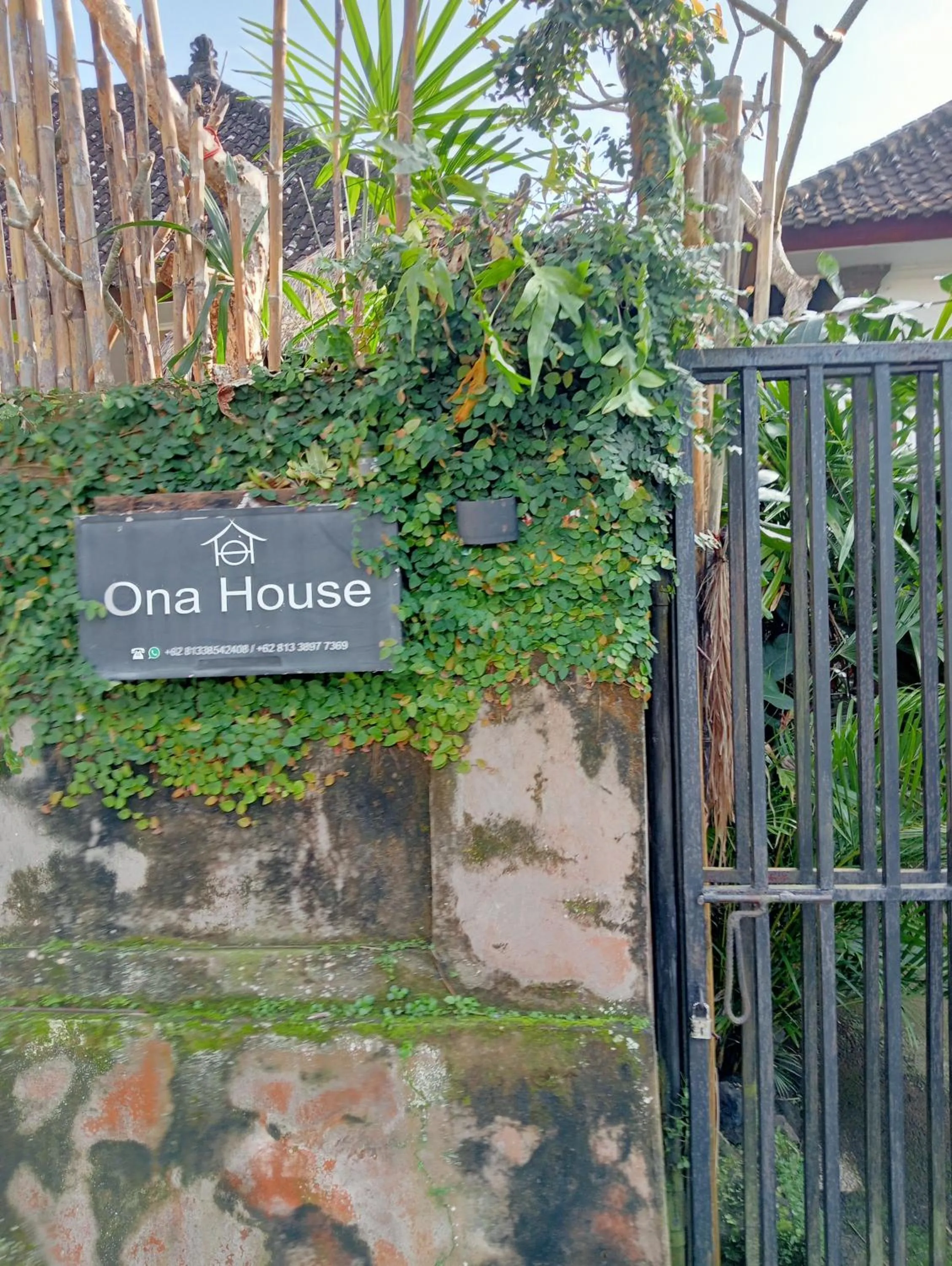 Ona House