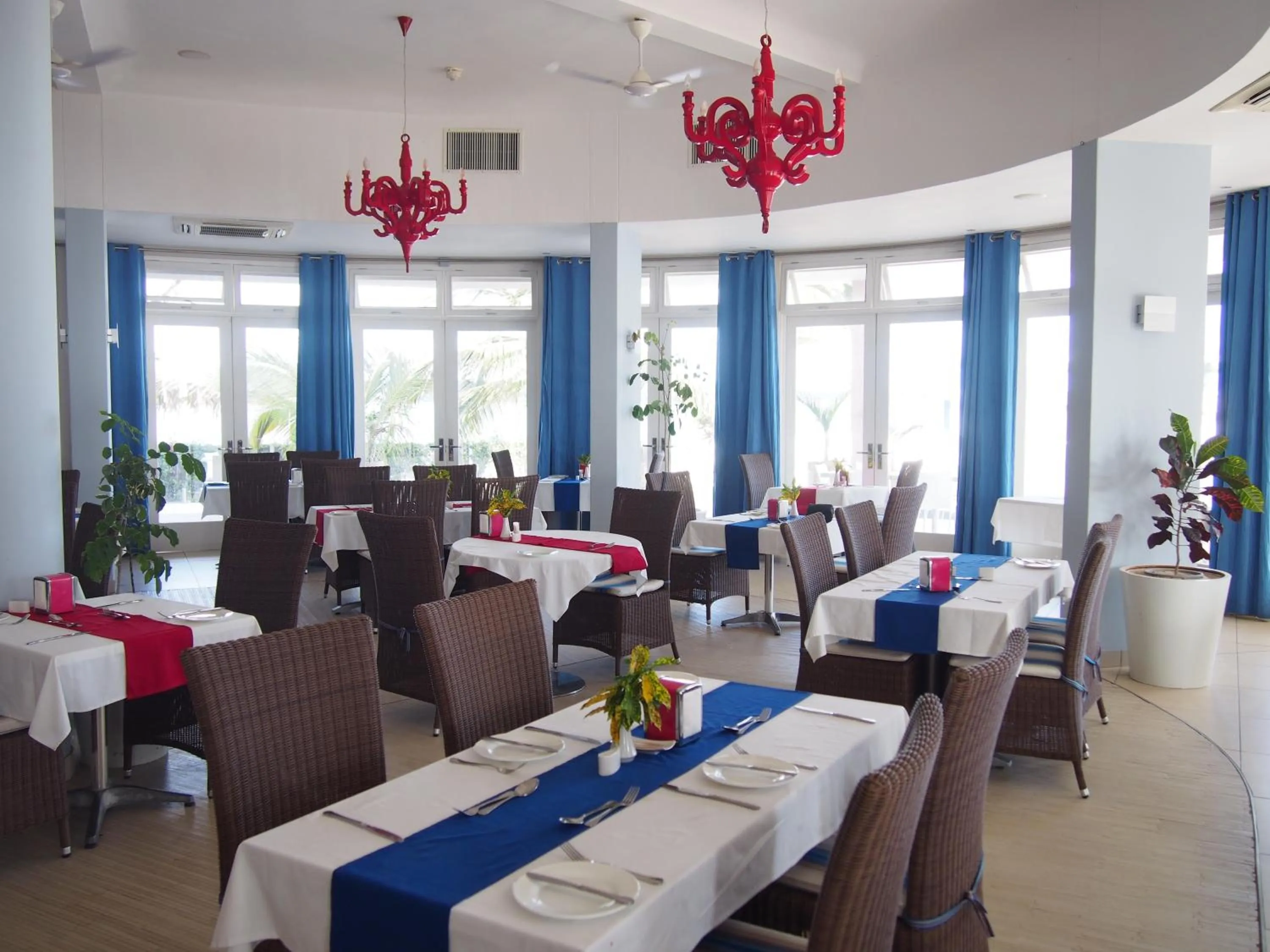 Restaurant/places to eat in Hotel Dona Ana