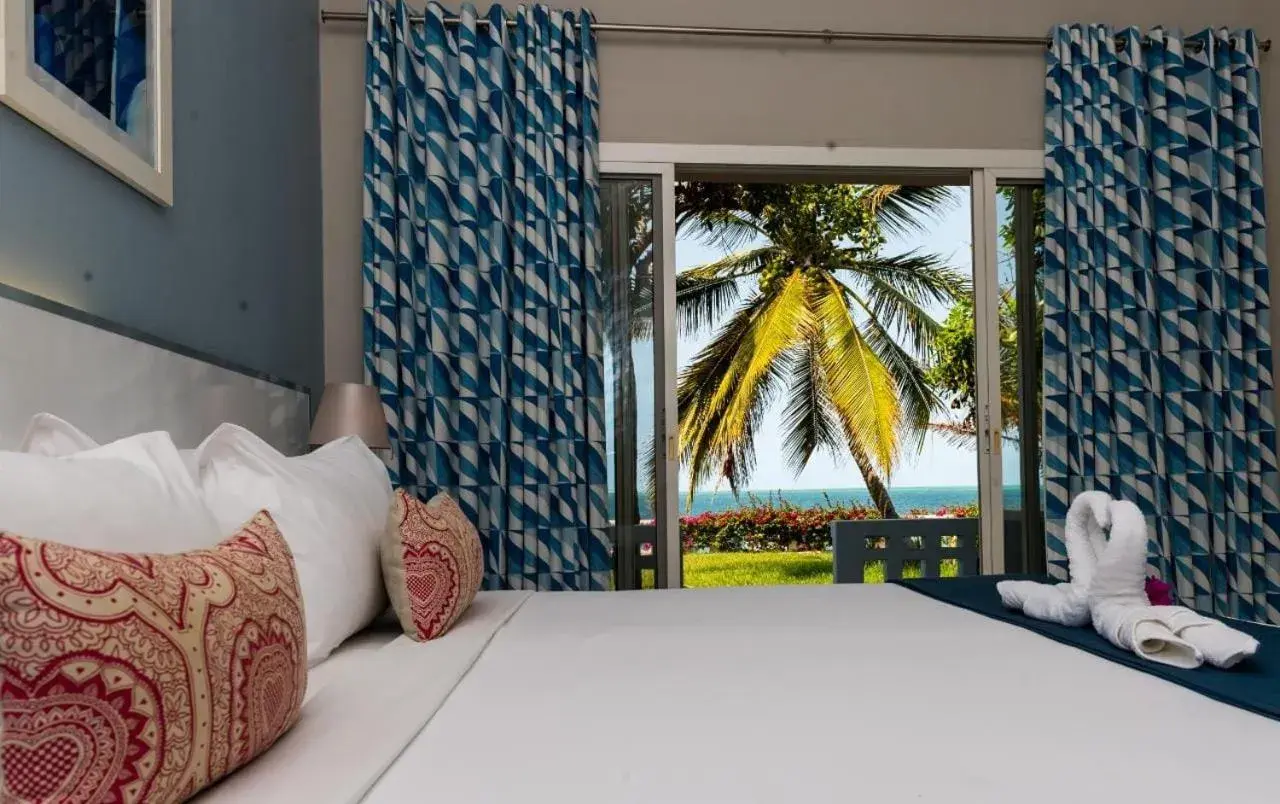 Standard Double or Twin Room with Sea View in Hotel Dona Ana Standard Double or Twin Room with Sea View in Hotel Dona Ana