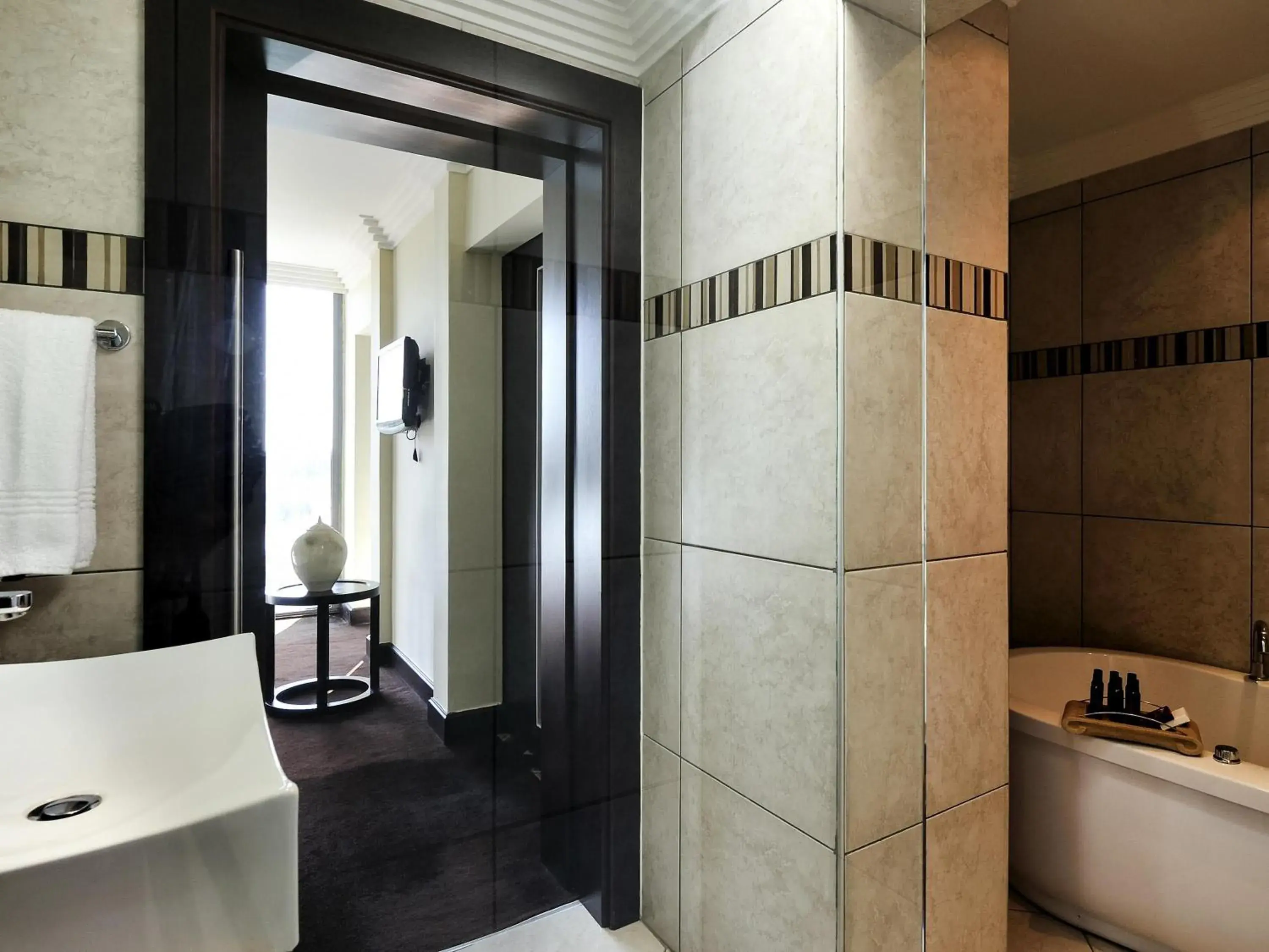 Bedroom in Pullman Lubumbashi Grand Karavia. Bedroom in Pullman Lubumbashi Grand Karavia.