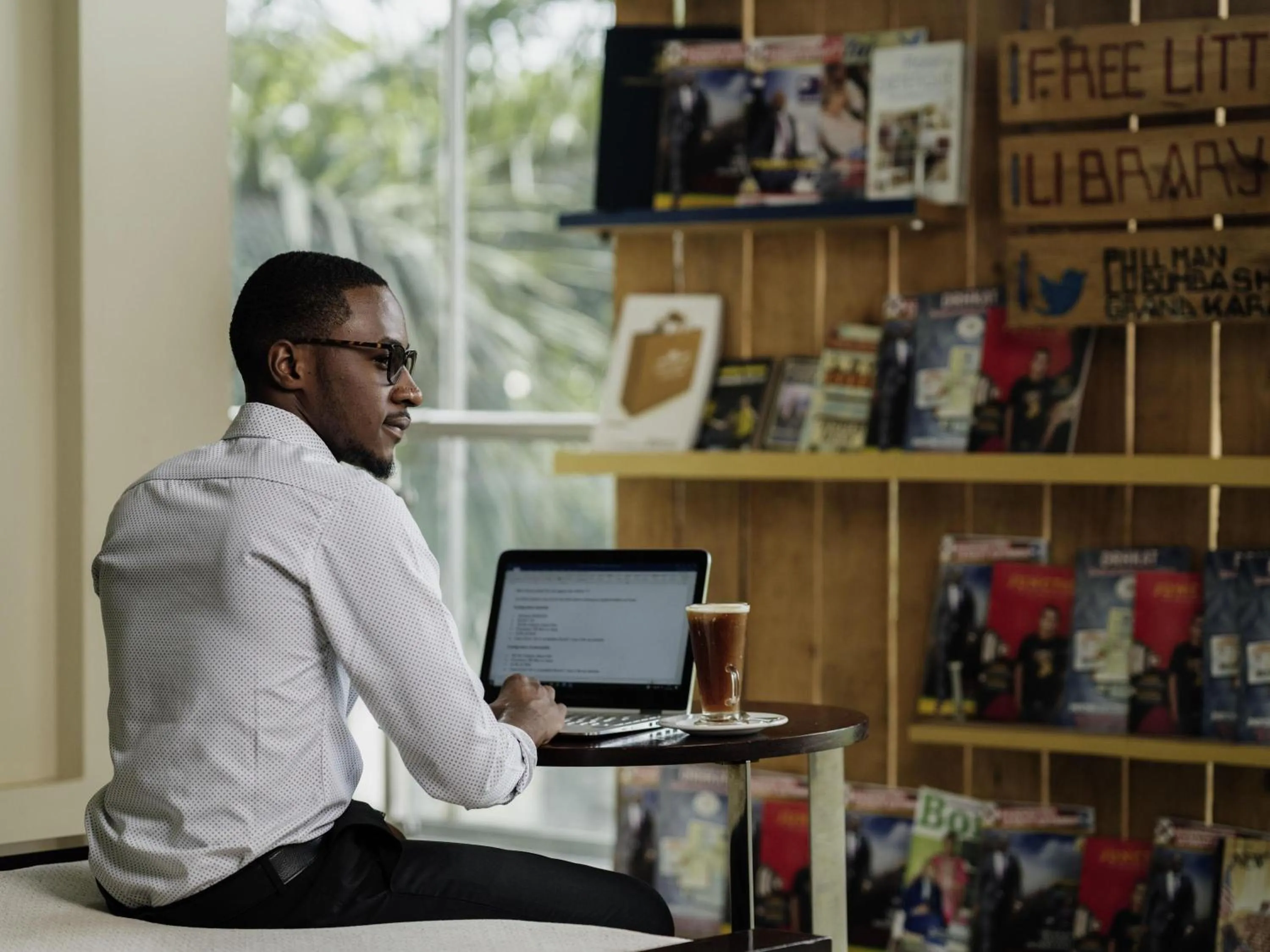 Business facilities in Pullman Lubumbashi Grand Karavia.