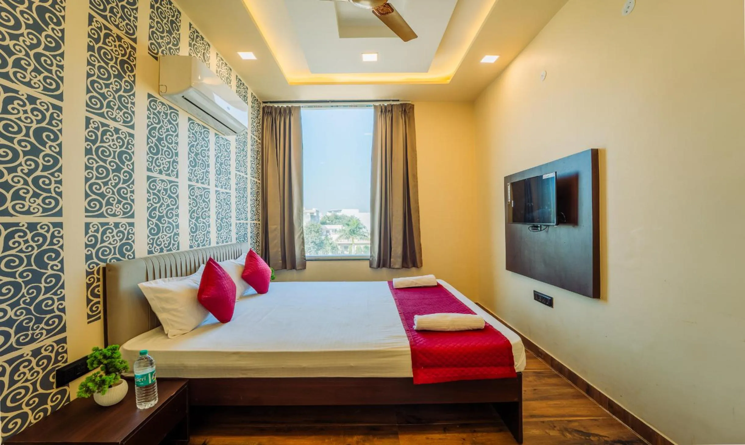 Hotel The Sky Touch -Jaipur