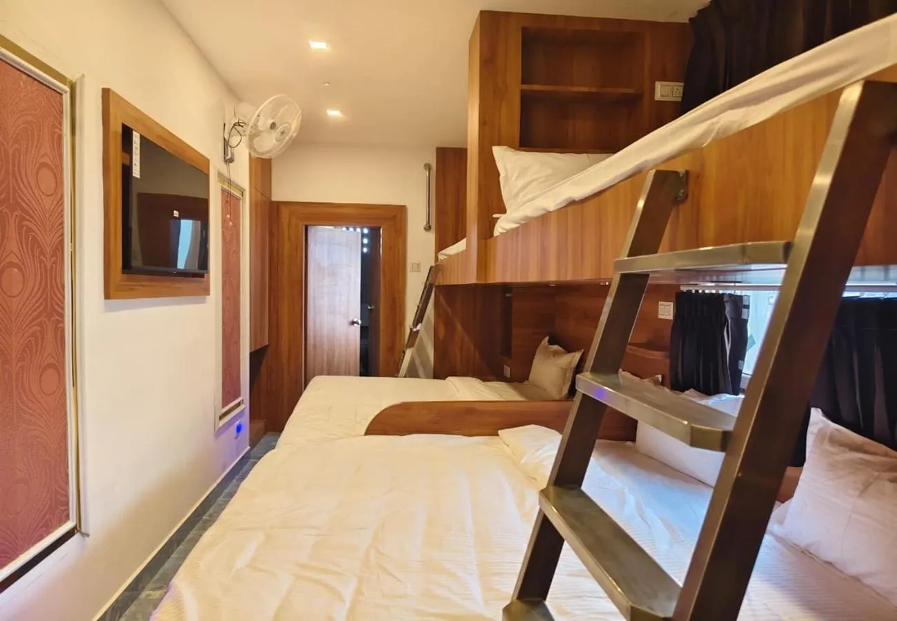 Bed in Sara Happy Stay Hotel