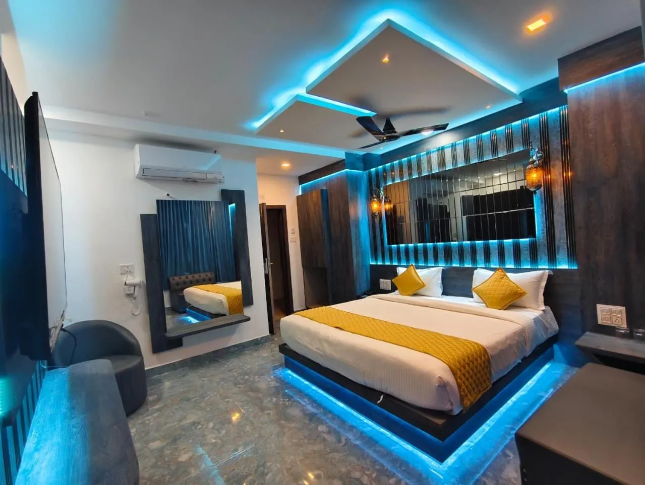 Bed in Sara Happy Stay Hotel