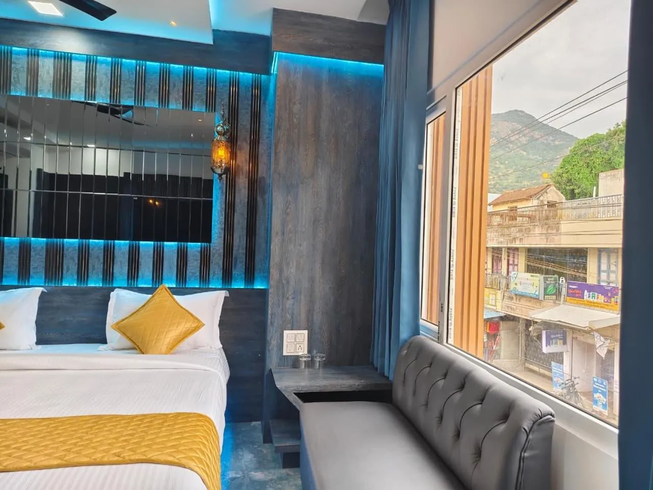 Bed in Sara Happy Stay Hotel
