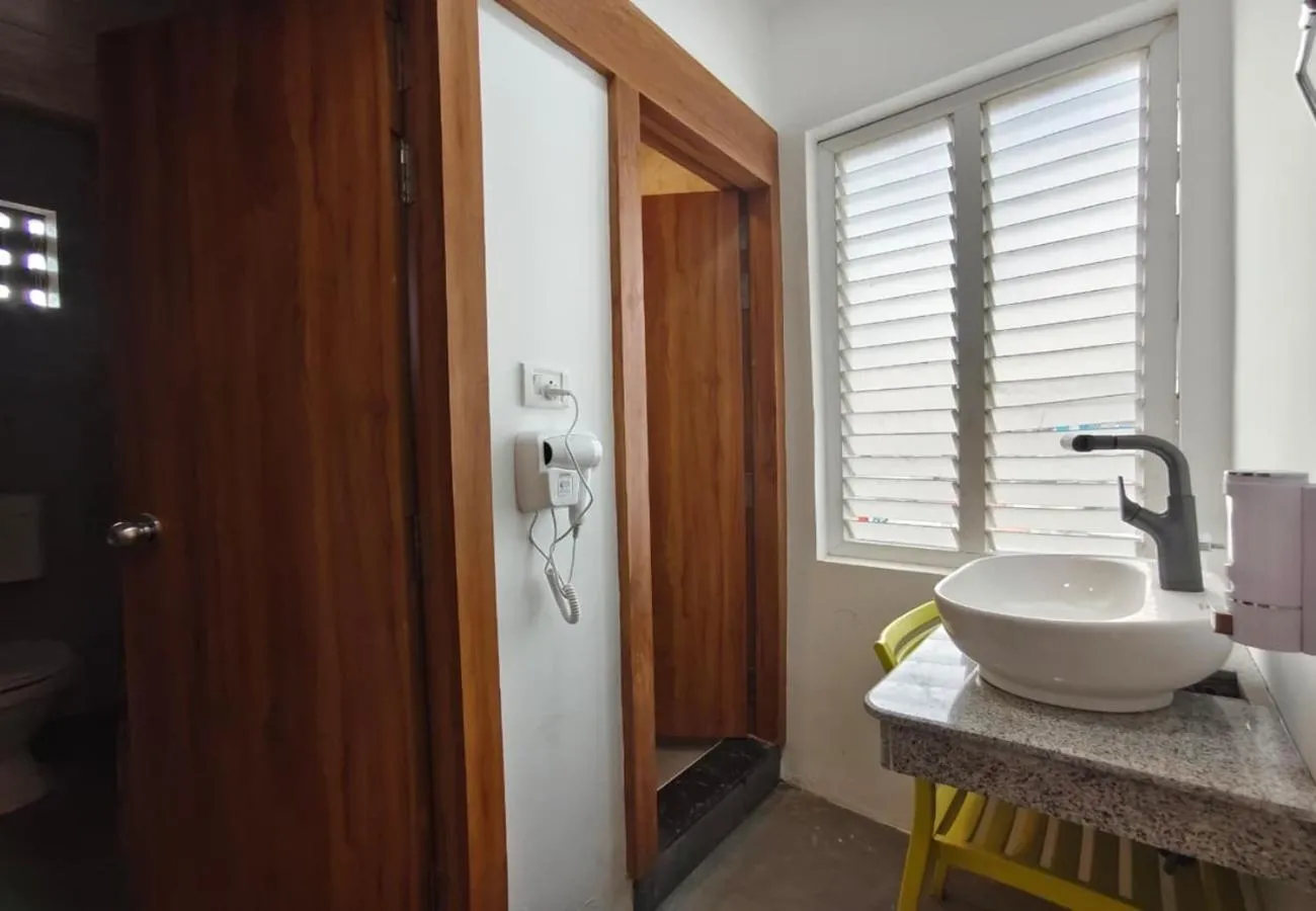 Bathroom in Sara Happy Stay Hotel