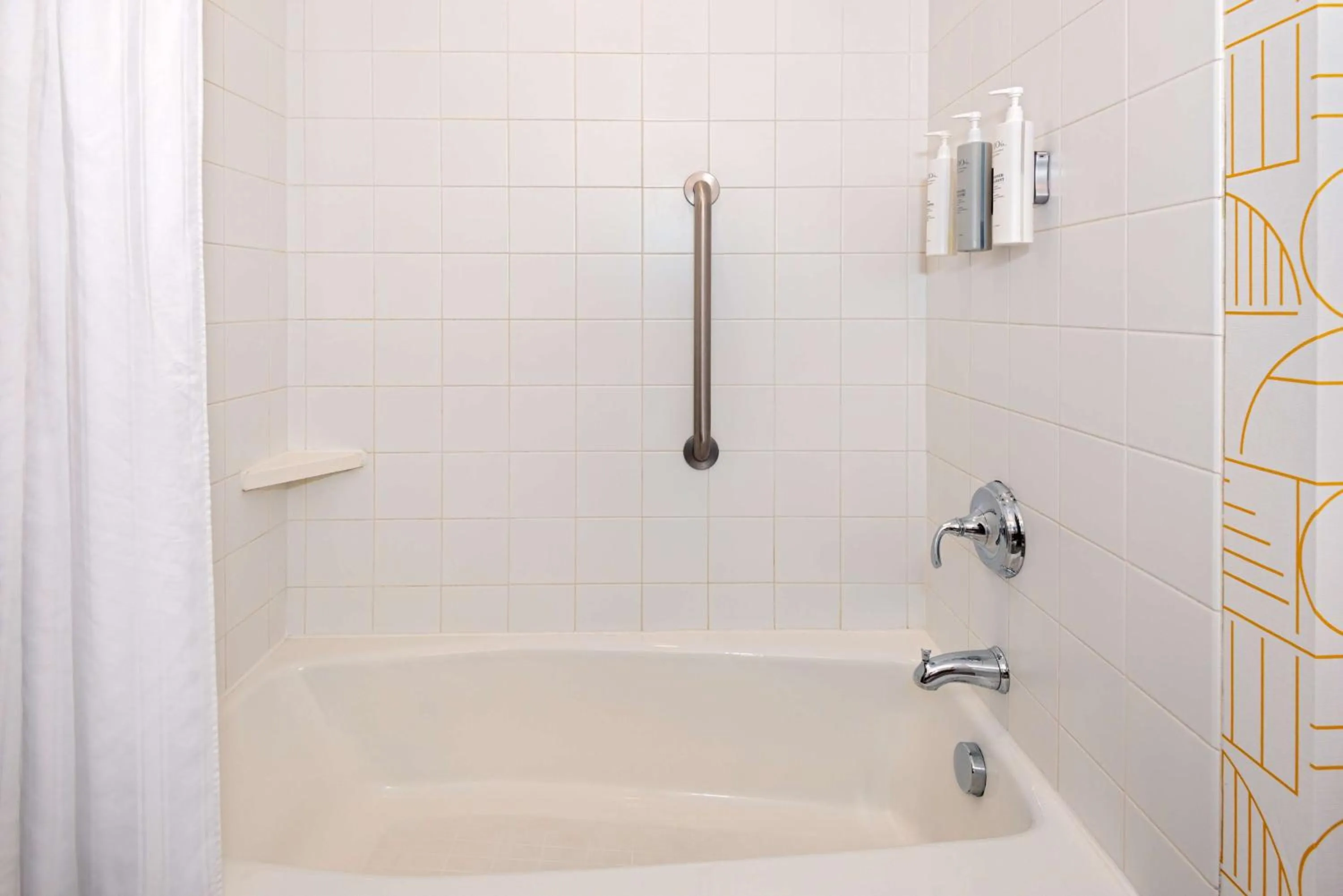 Bathroom in Home2 Suites by Hilton Buffalo Airport/ Galleria Mall