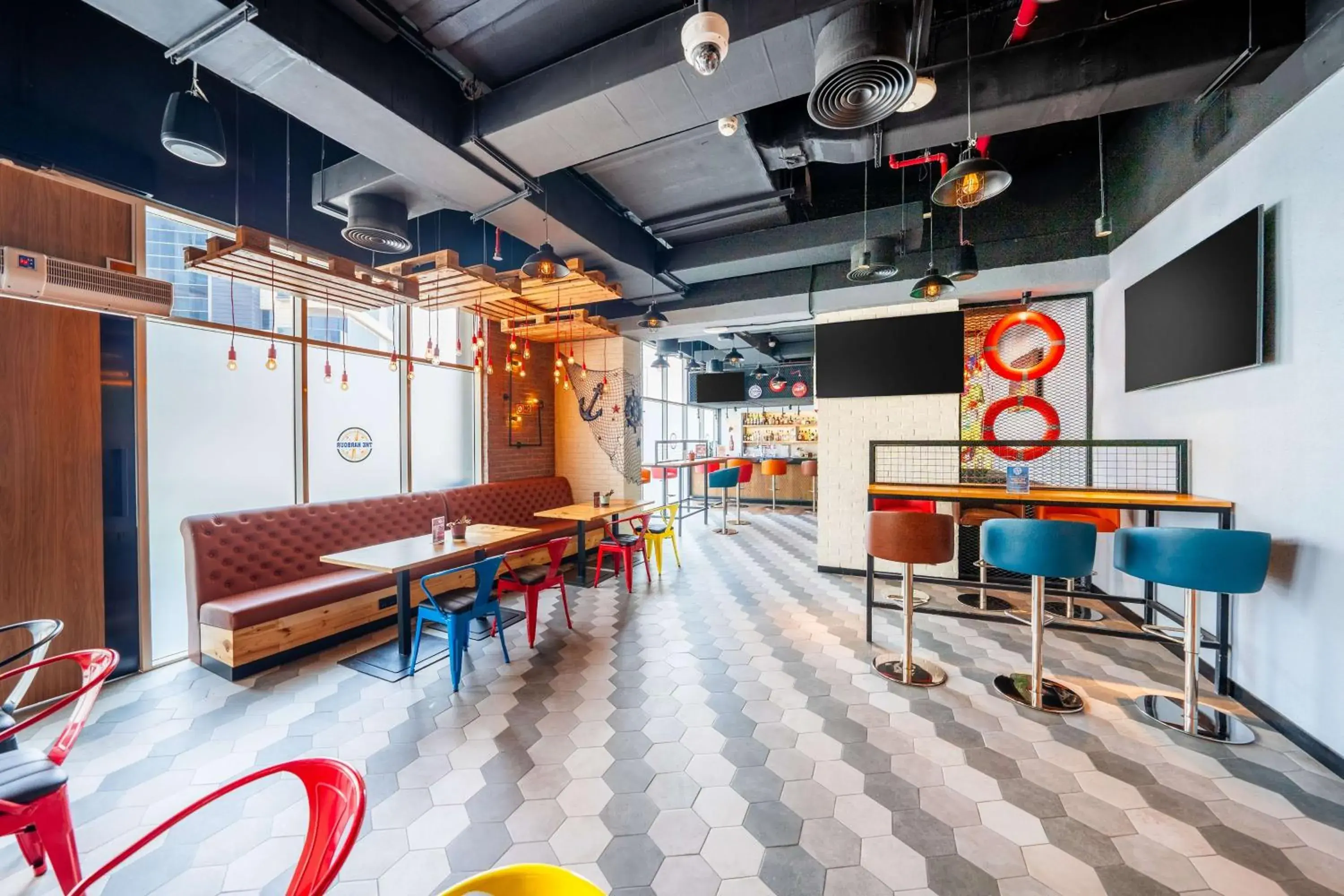 Lounge or bar in Hilton Garden inn Dubai Jumeirah Lounge or bar in Hilton Garden inn Dubai Jumeirah