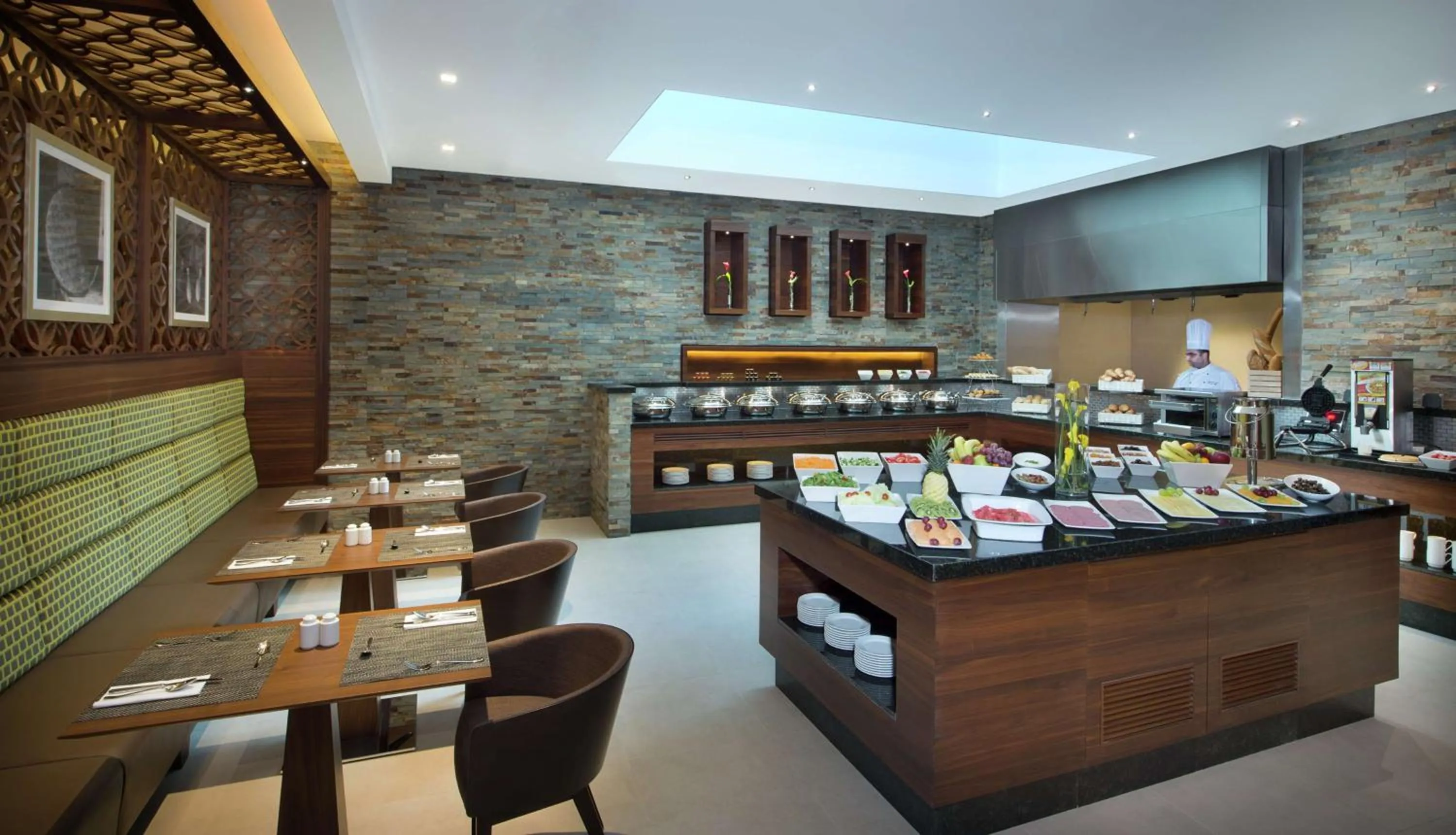 Restaurant/places to eat in Hilton Garden Inn Dubai Deira
