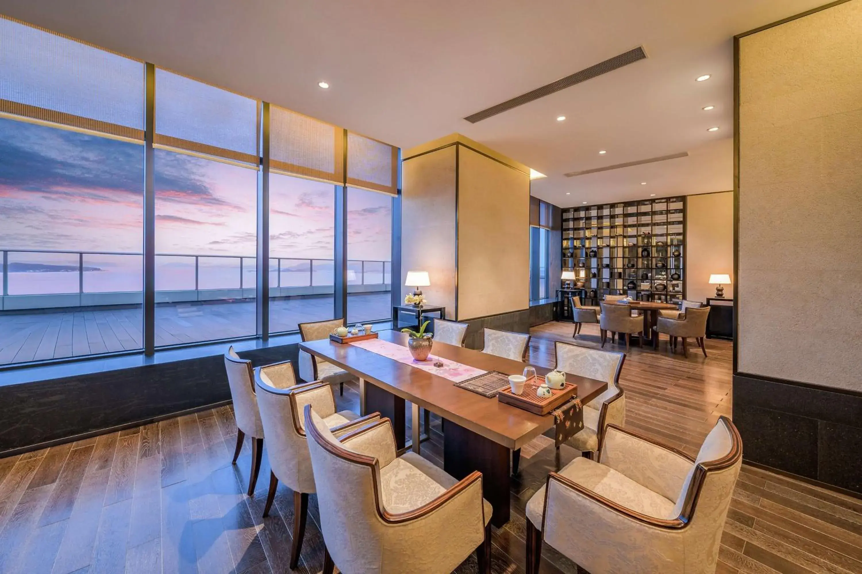 Restaurant/places to eat in Hilton Zhoushan Restaurant/places to eat in Hilton Zhoushan