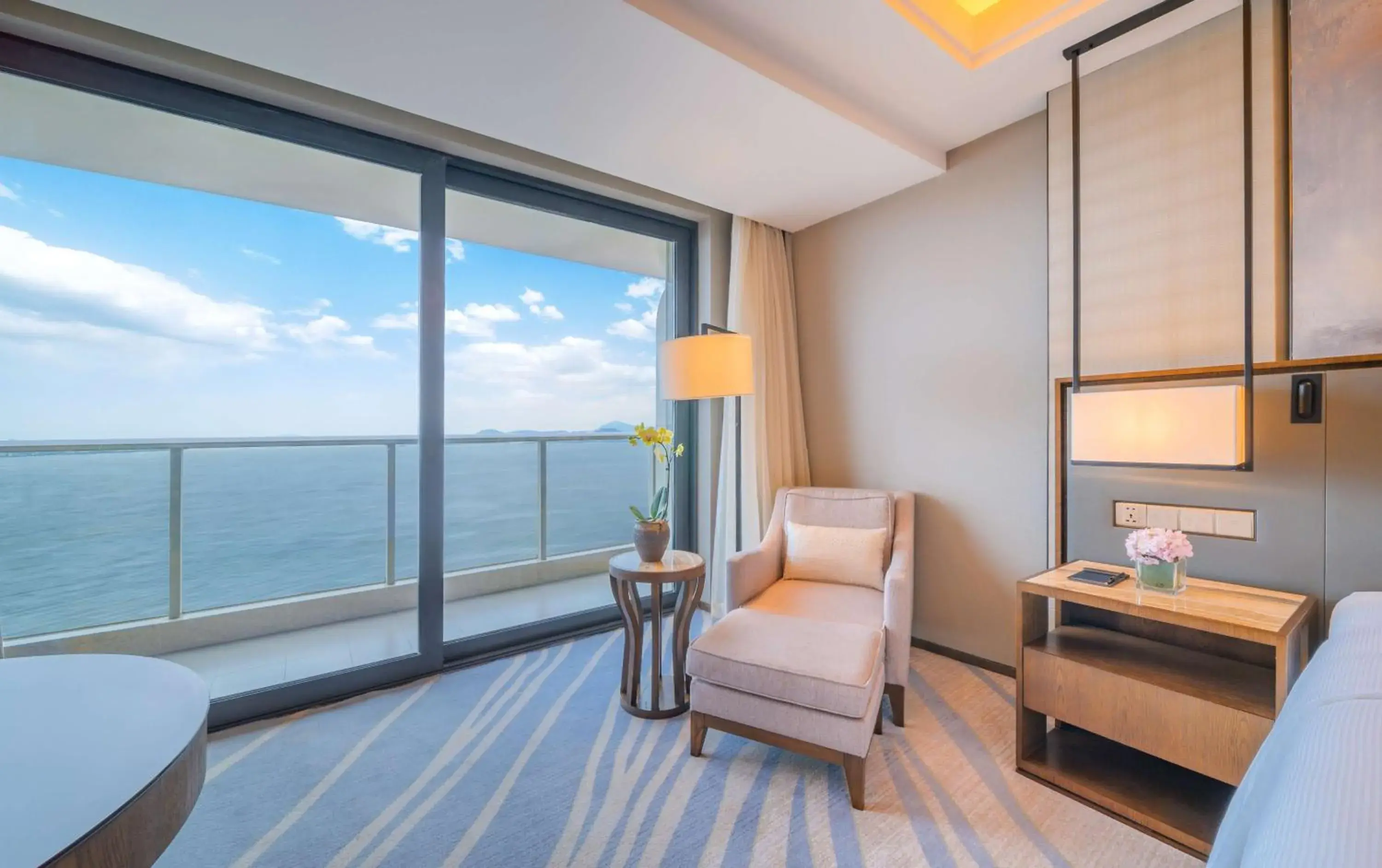 View (from property/room), Bed in Hilton Zhoushan View (from property/room), Bed in Hilton Zhoushan