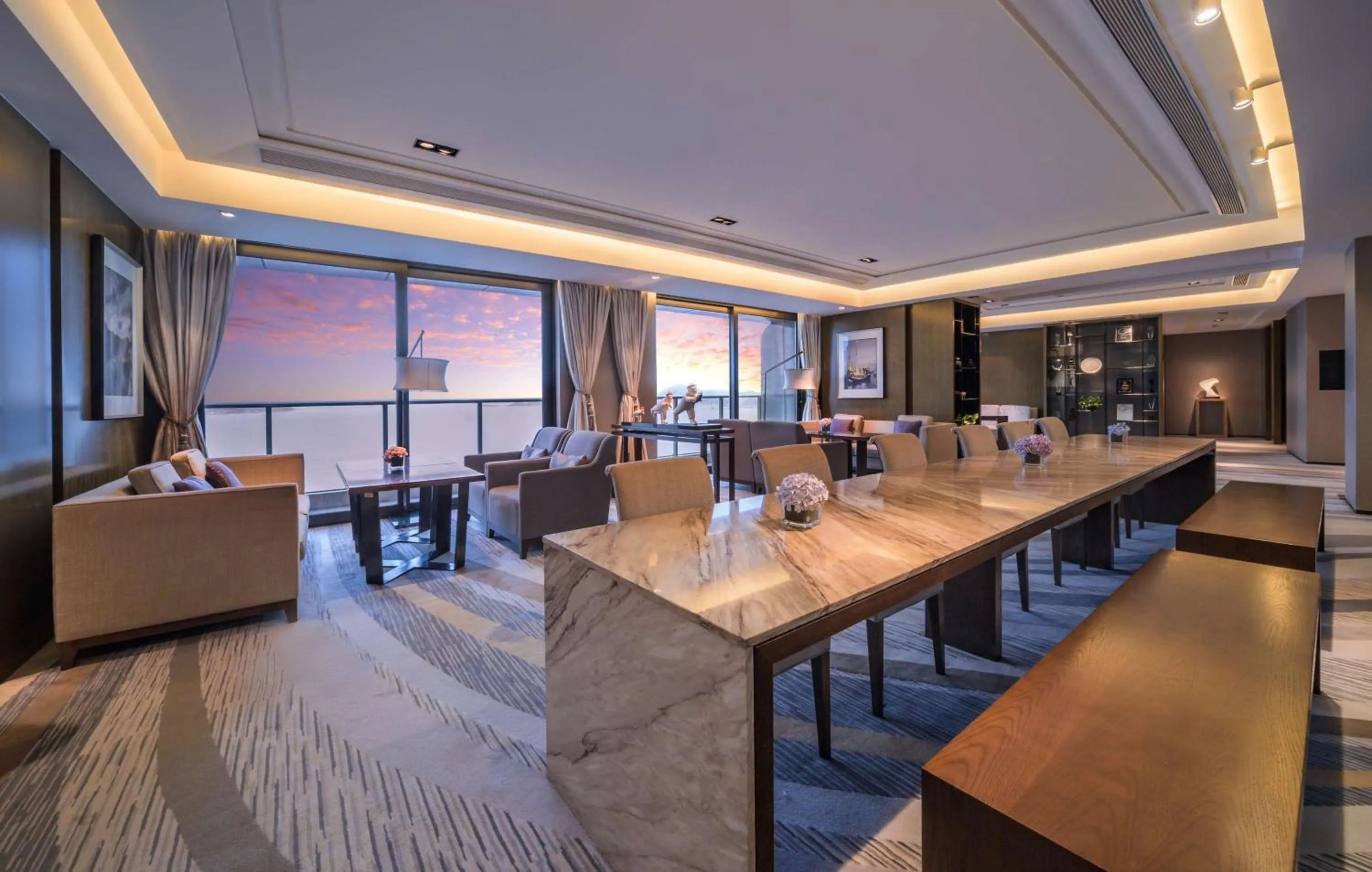 Property building in Hilton Zhoushan