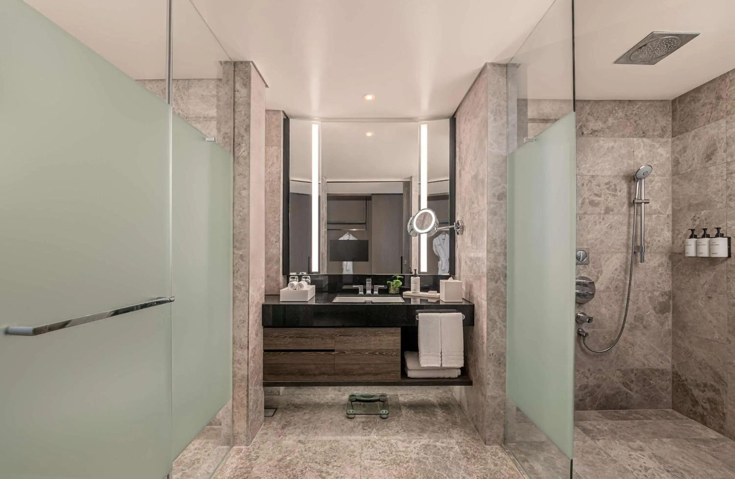 Bathroom in Conrad Manila Bathroom in Conrad Manila