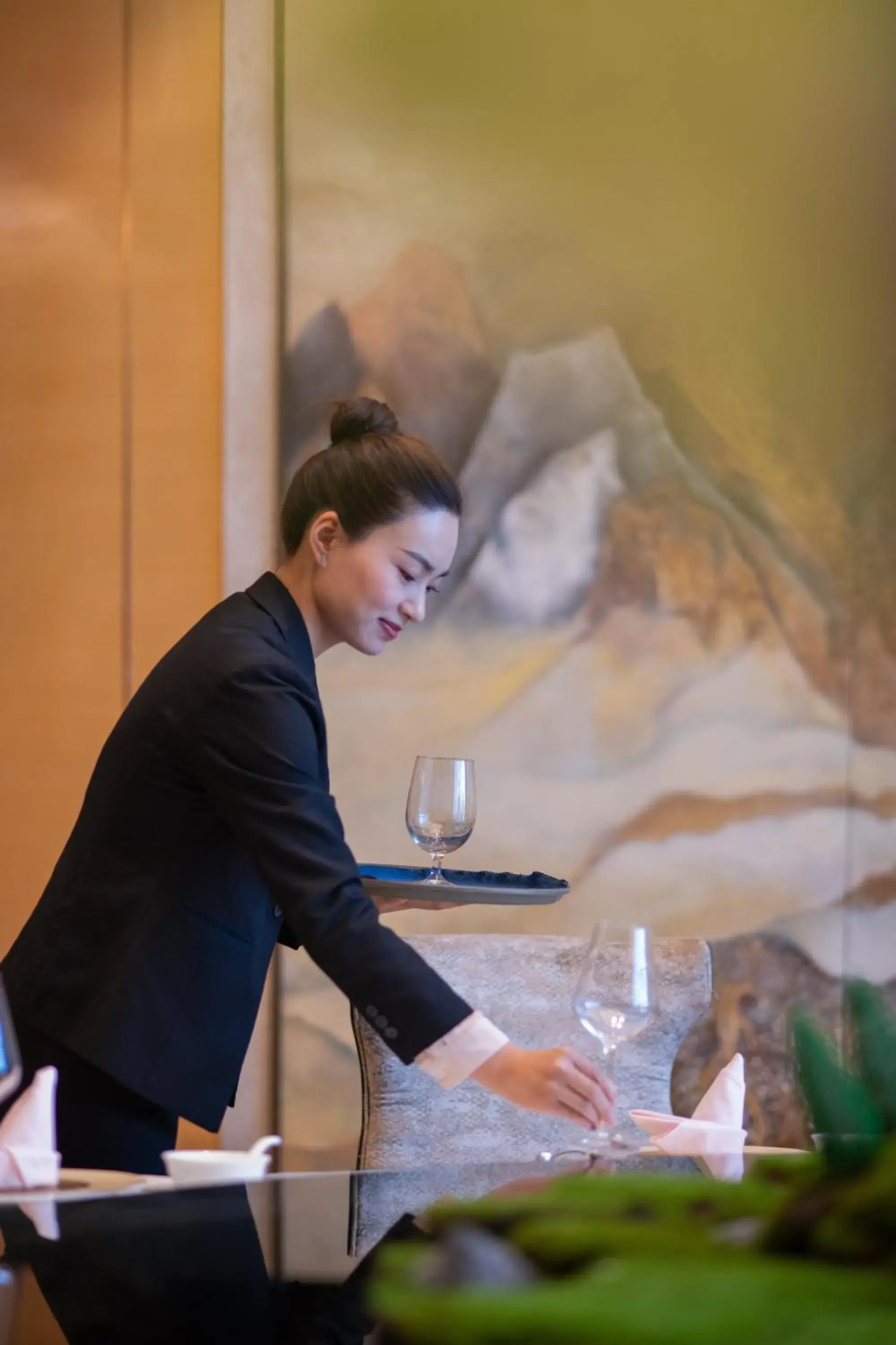 Restaurant/places to eat in Hilton Wuhan Yangtze Riverside Restaurant/places to eat in Hilton Wuhan Yangtze Riverside