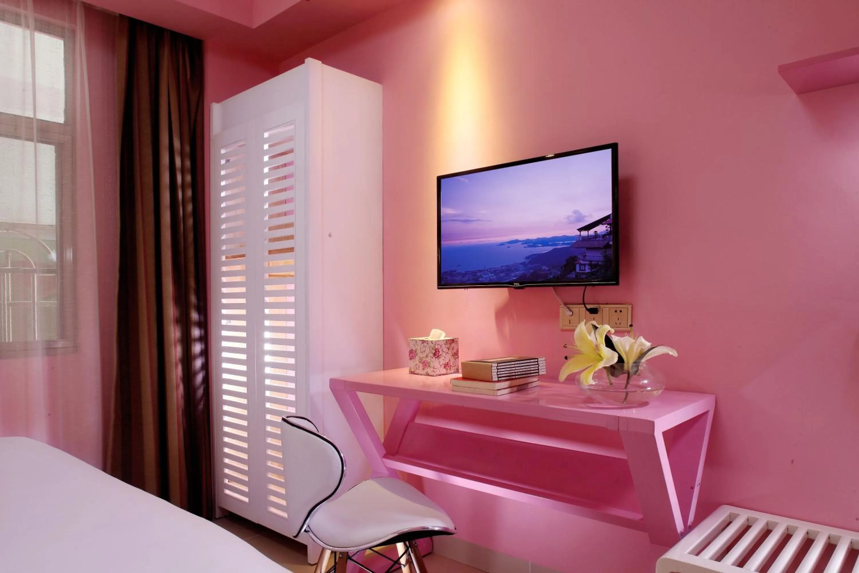 Bed in Care Hotel Coast Collection