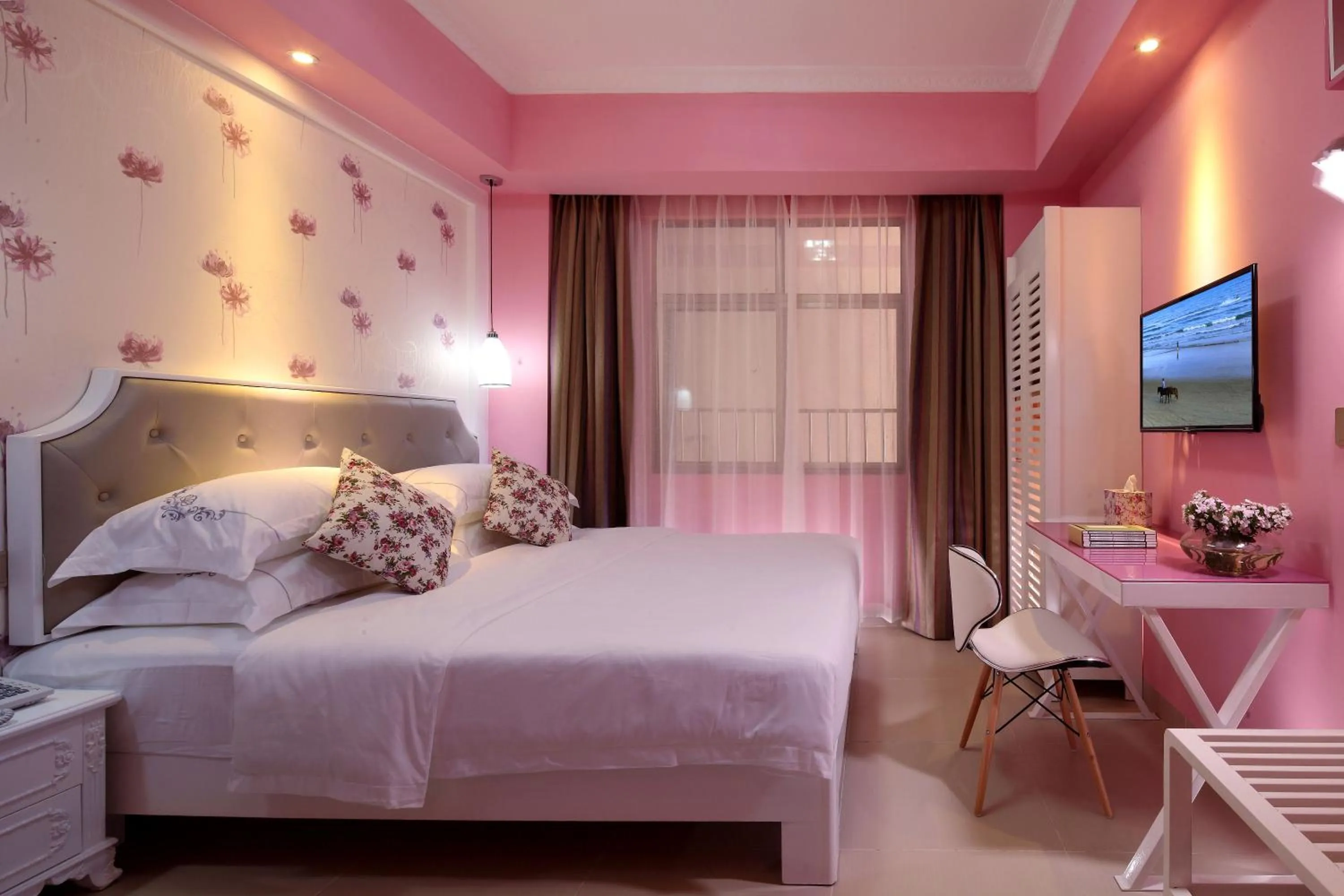 Bed in Care Hotel Coast Collection