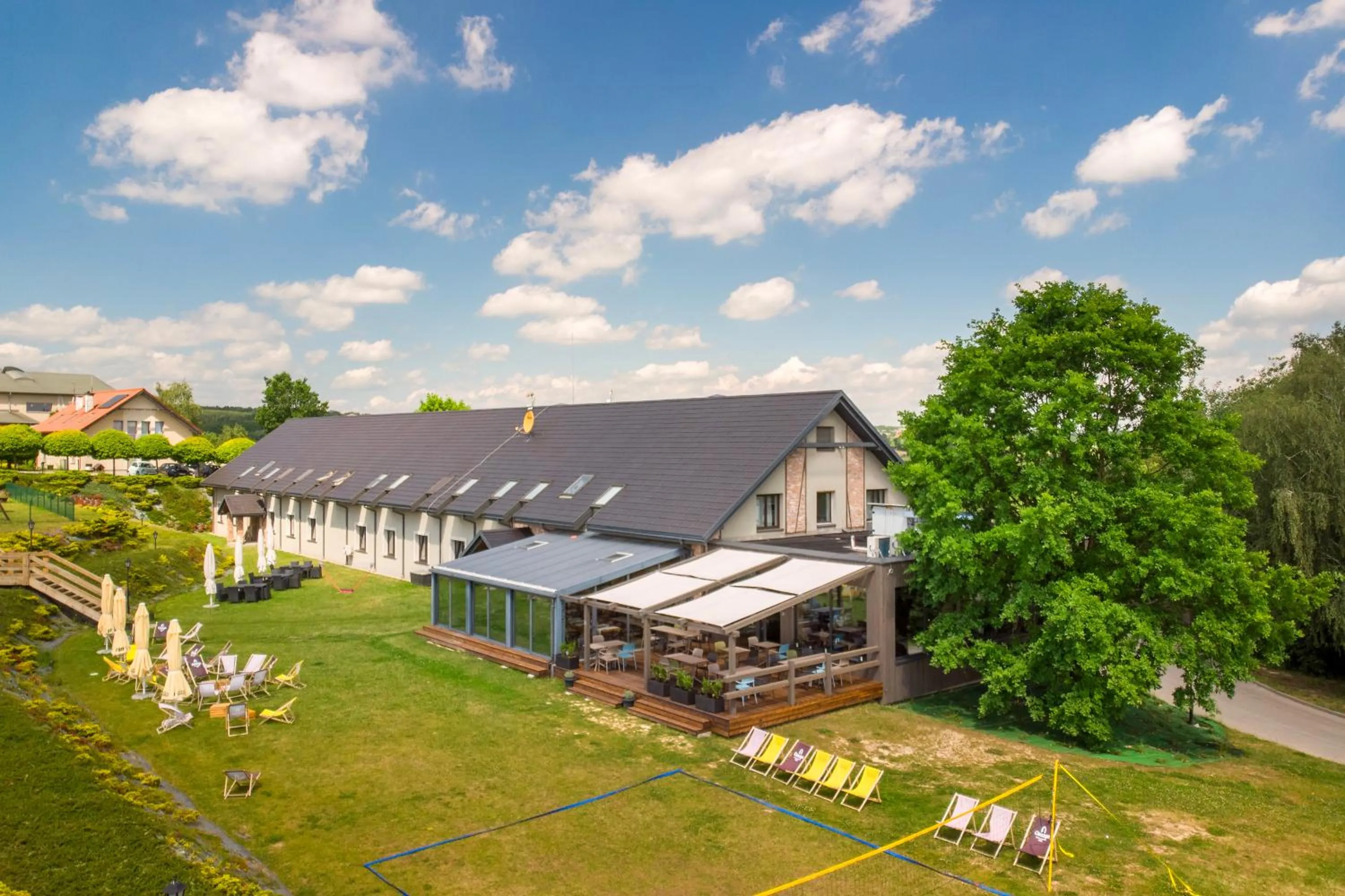 Property building in Hotel Szary Residence