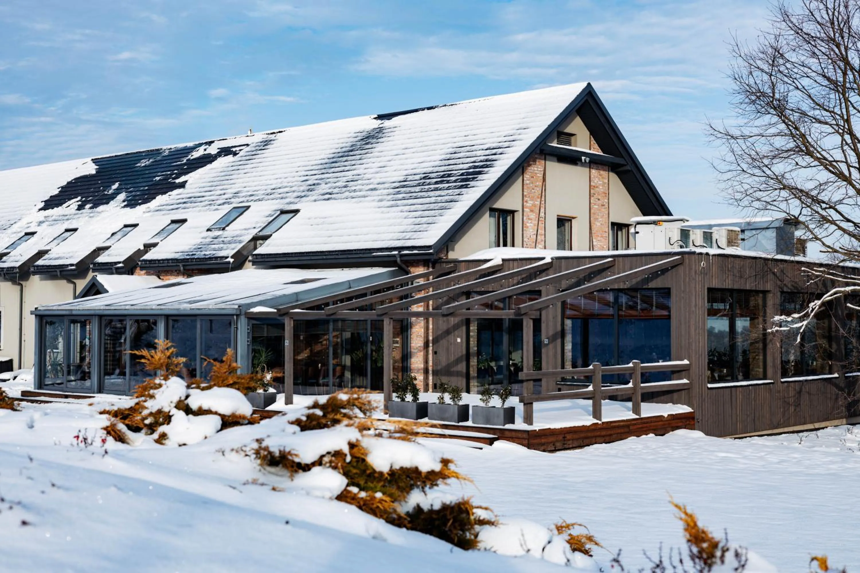 Property building in Hotel Szary Residence