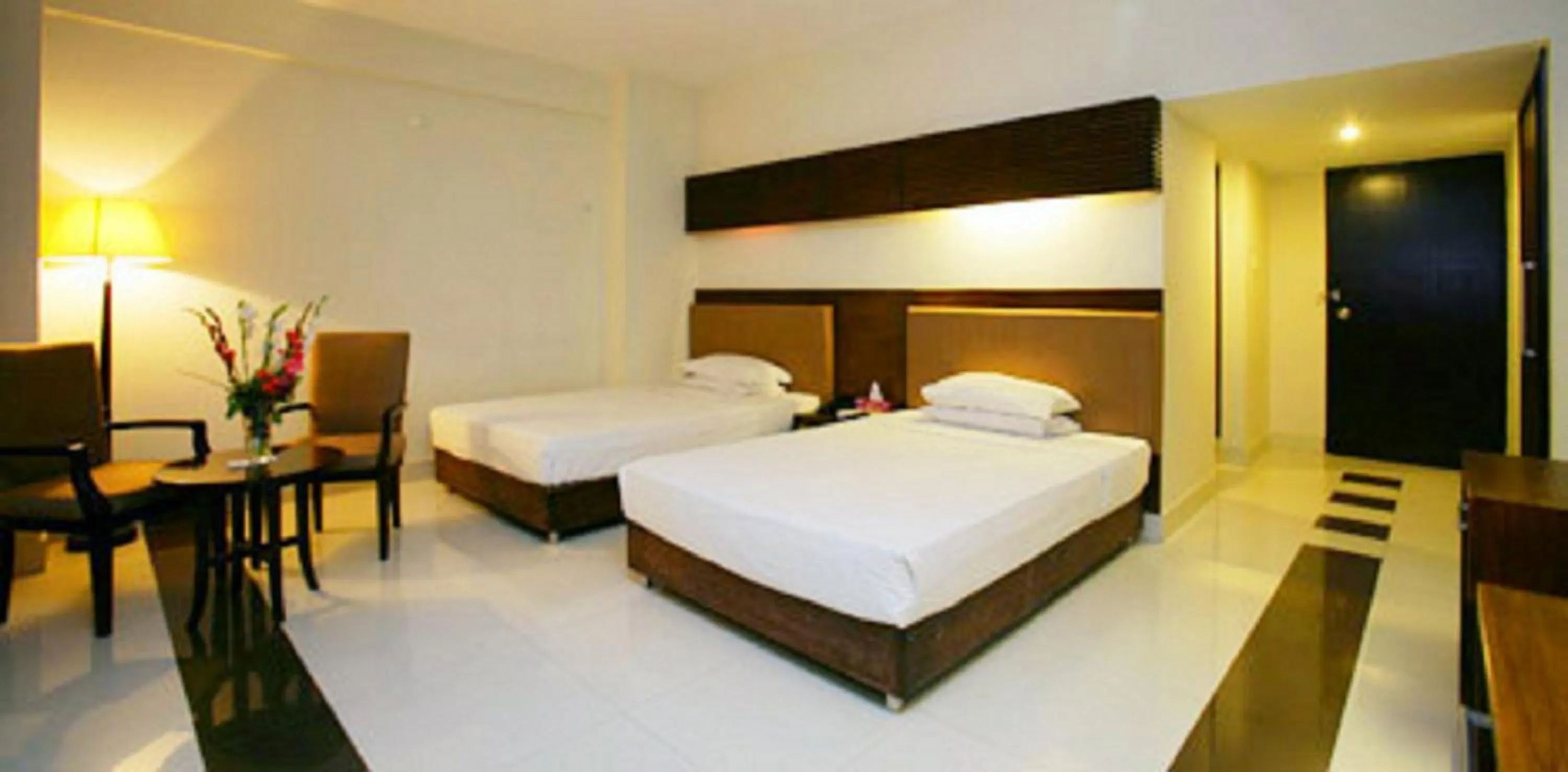 Bedroom, Bed in Nirvana Inn