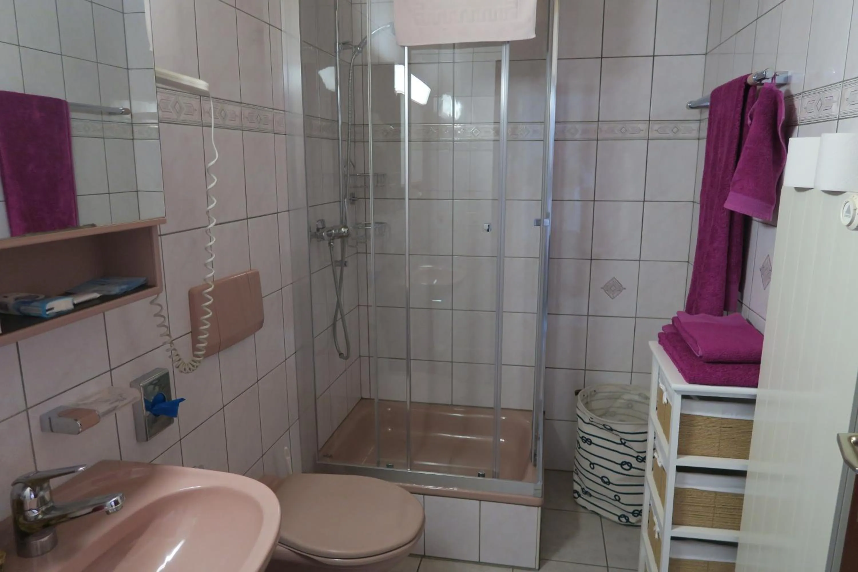 Toilet in L'Union B&B - Chambres d'hôtes